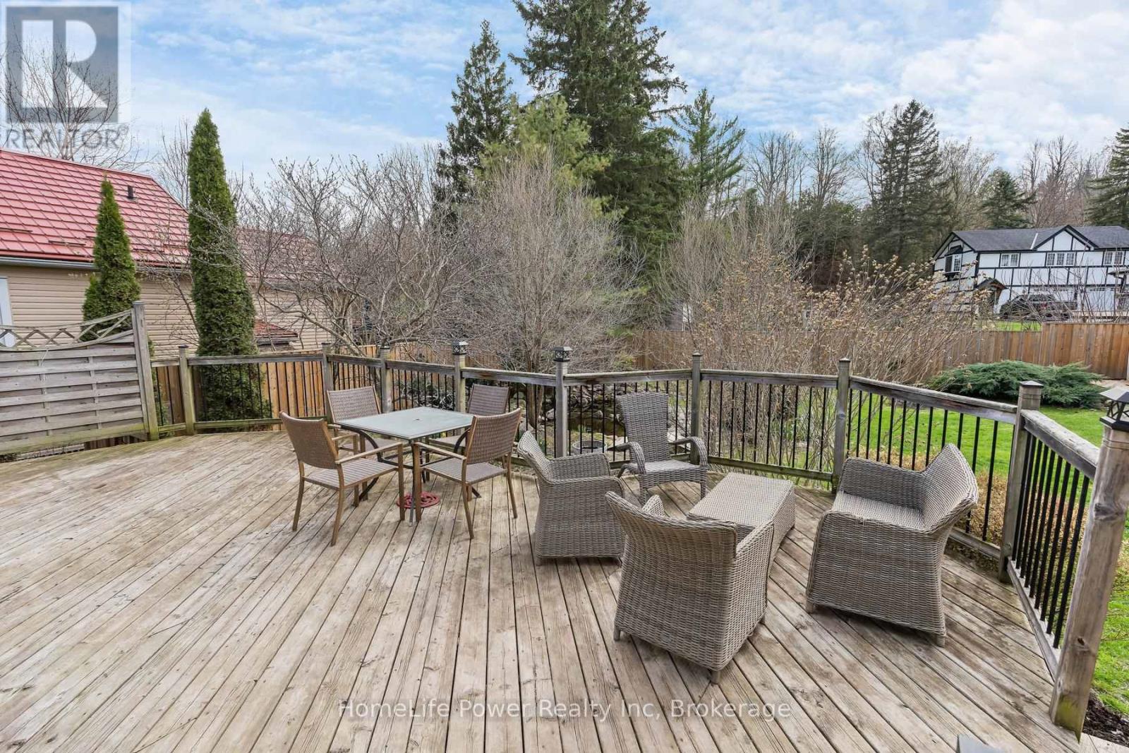 14 Erin Street, Halton Hills (Glen Williams), Ontario  L7G 3M6 - Photo 27 - W13033766