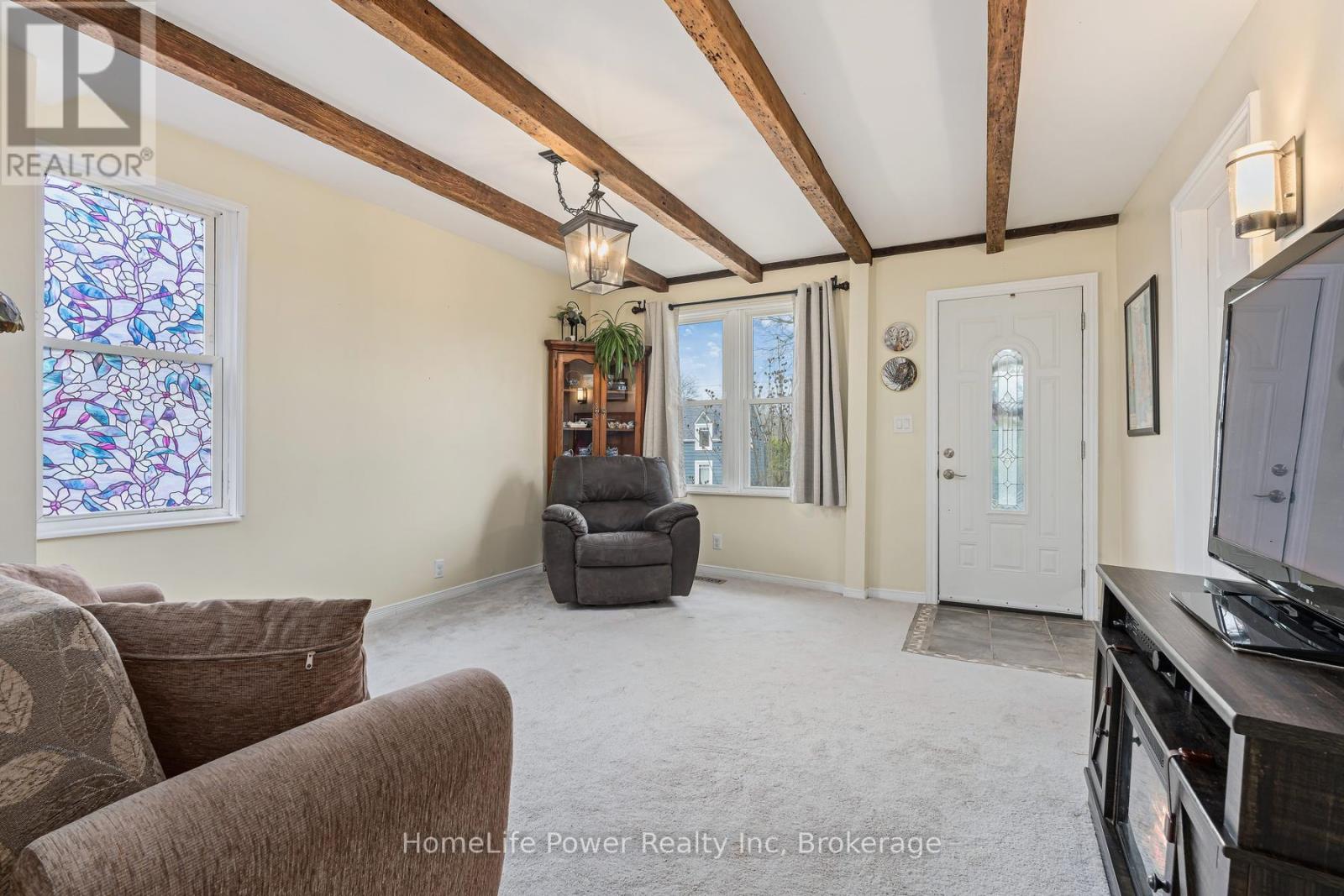 14 Erin Street, Halton Hills (Glen Williams), Ontario  L7G 3M6 - Photo 3 - W13033766