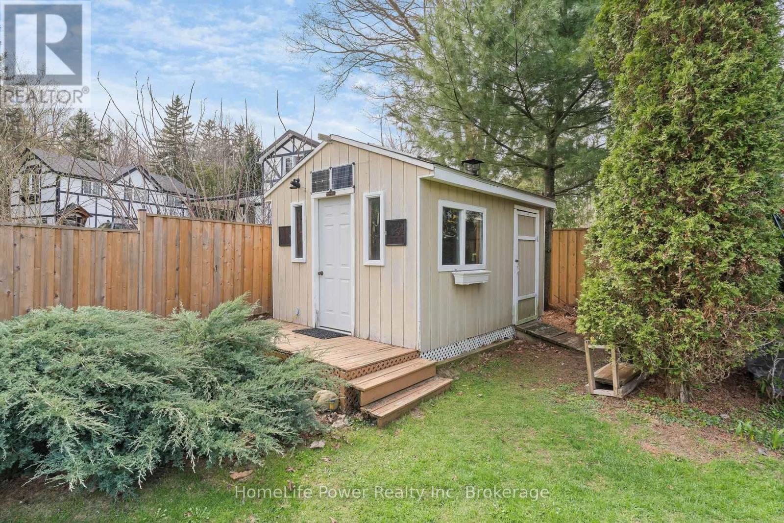 14 Erin Street, Halton Hills (Glen Williams), Ontario  L7G 3M6 - Photo 31 - W13033766