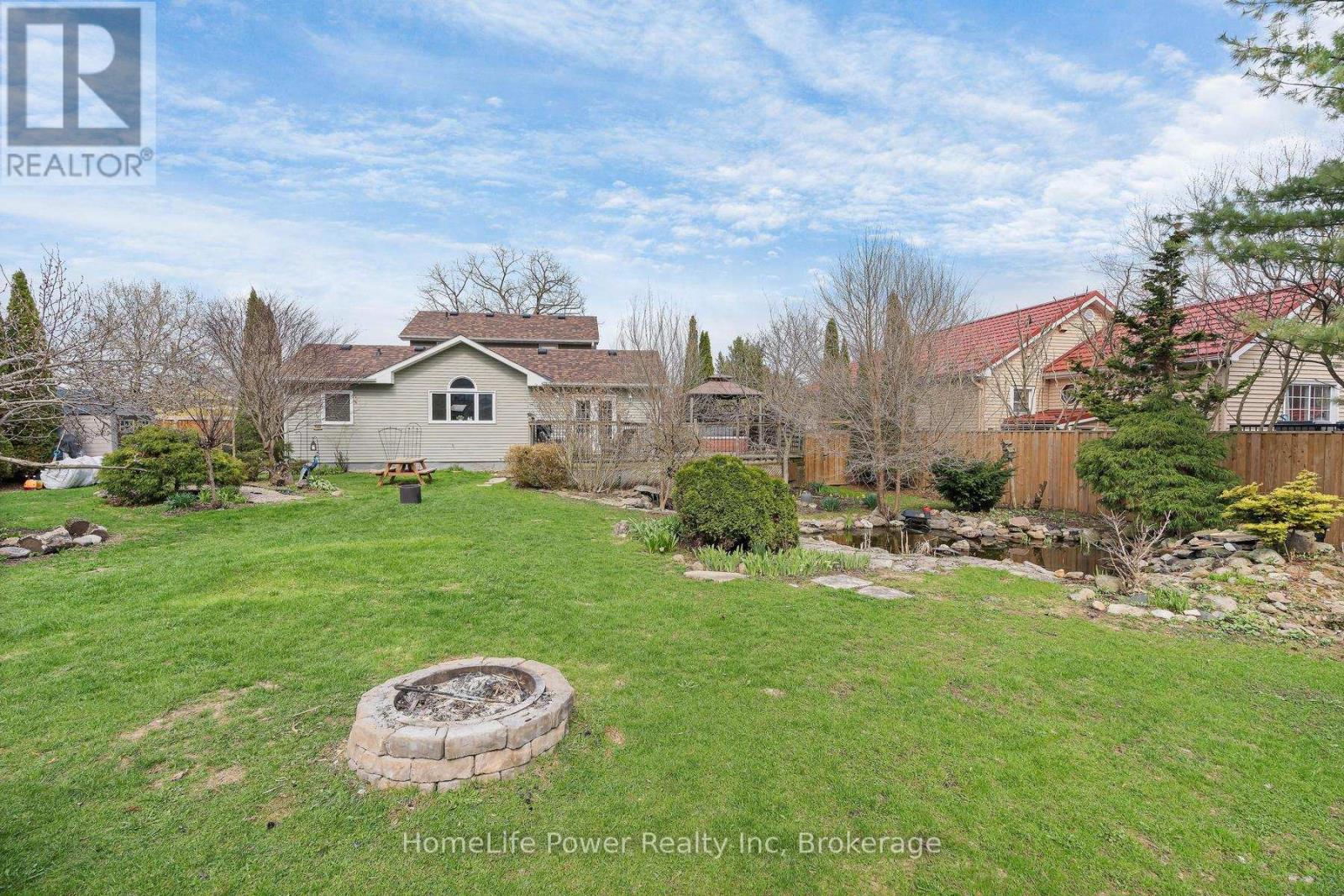 14 Erin Street, Halton Hills (Glen Williams), Ontario  L7G 3M6 - Photo 32 - W13033766