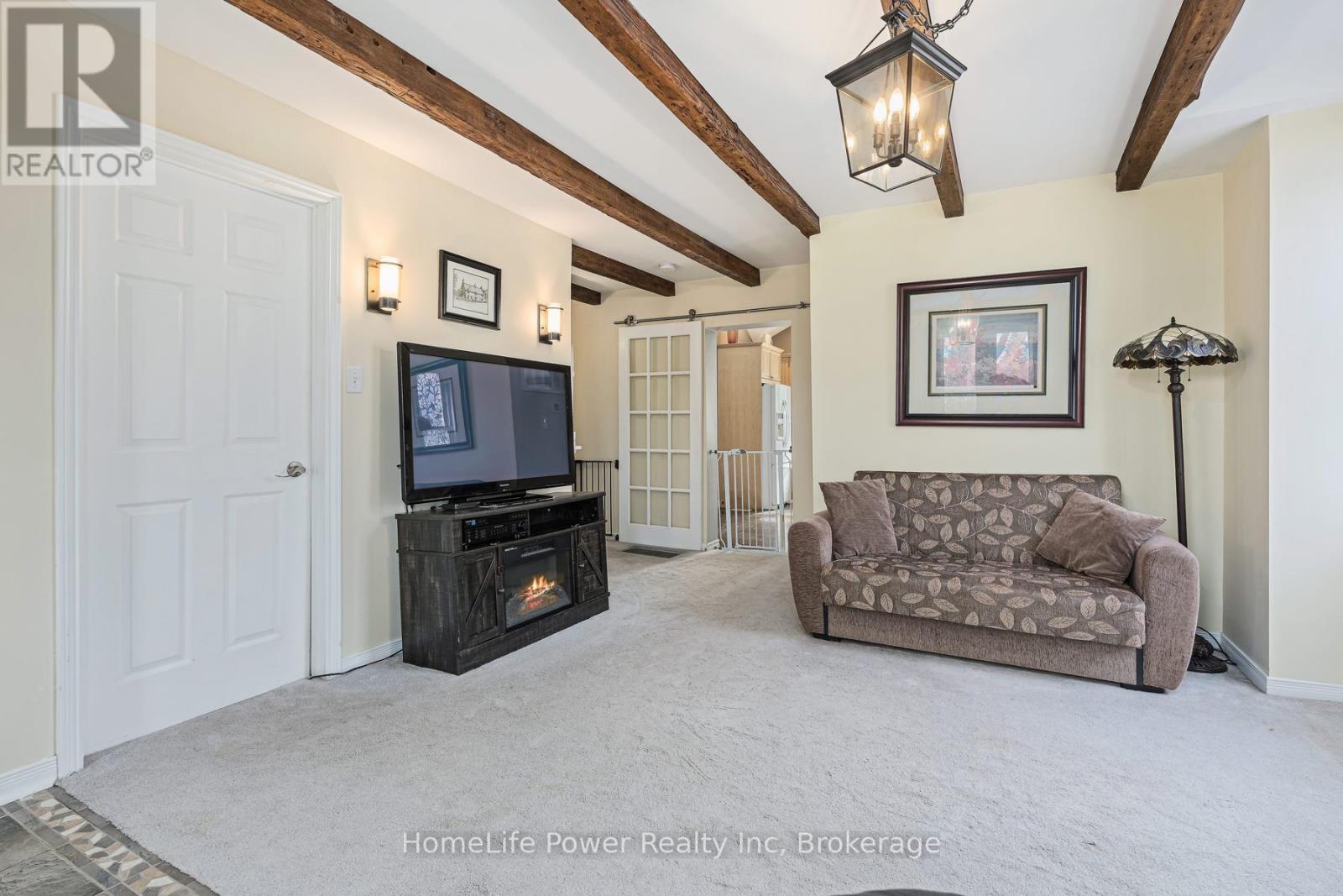 14 Erin Street, Halton Hills (Glen Williams), Ontario  L7G 3M6 - Photo 5 - W13033766