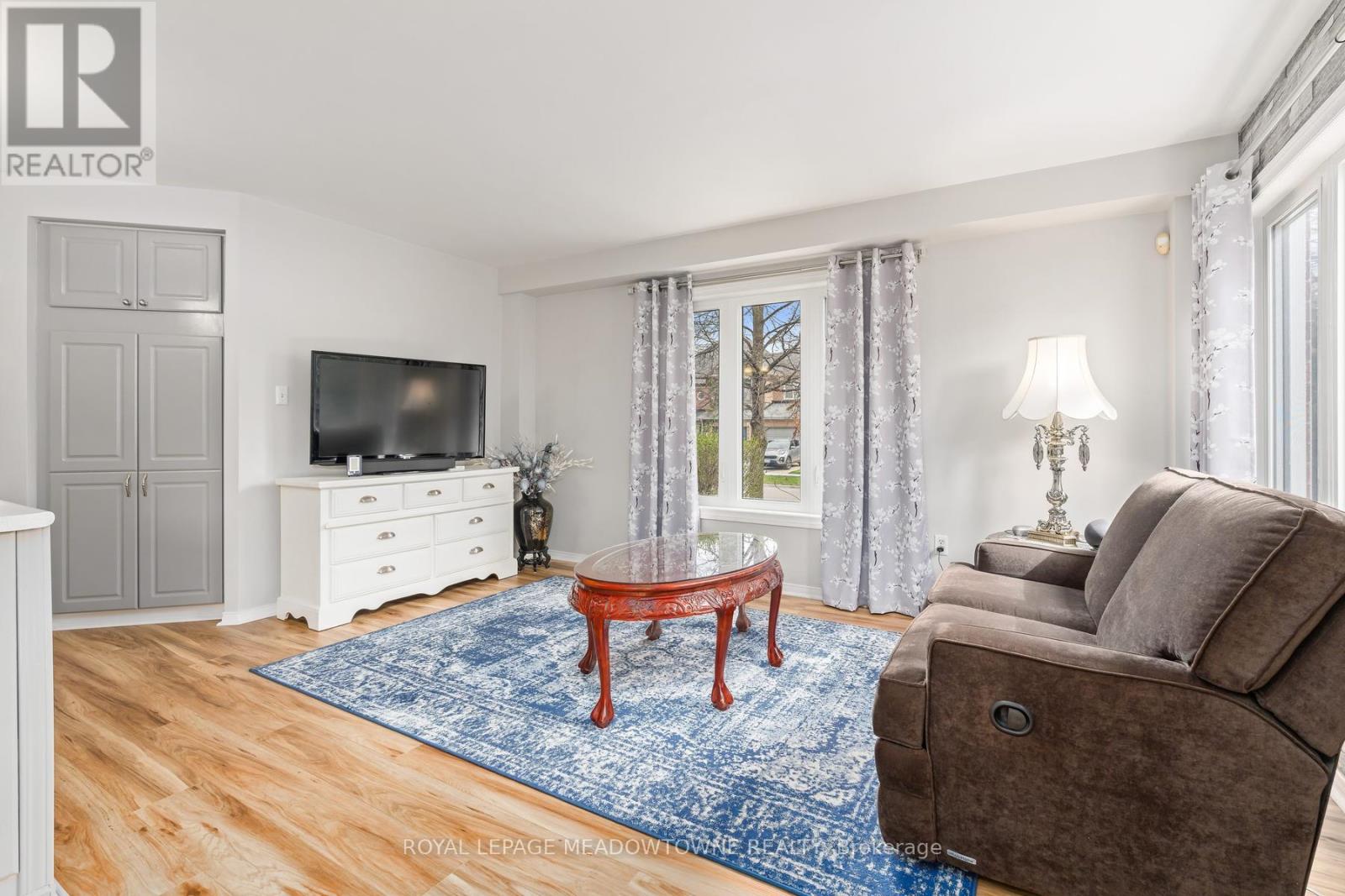 55 James Young Drive, Halton Hills (Georgetown), Ontario  L7G 5S5 - Photo 18 - W13034248