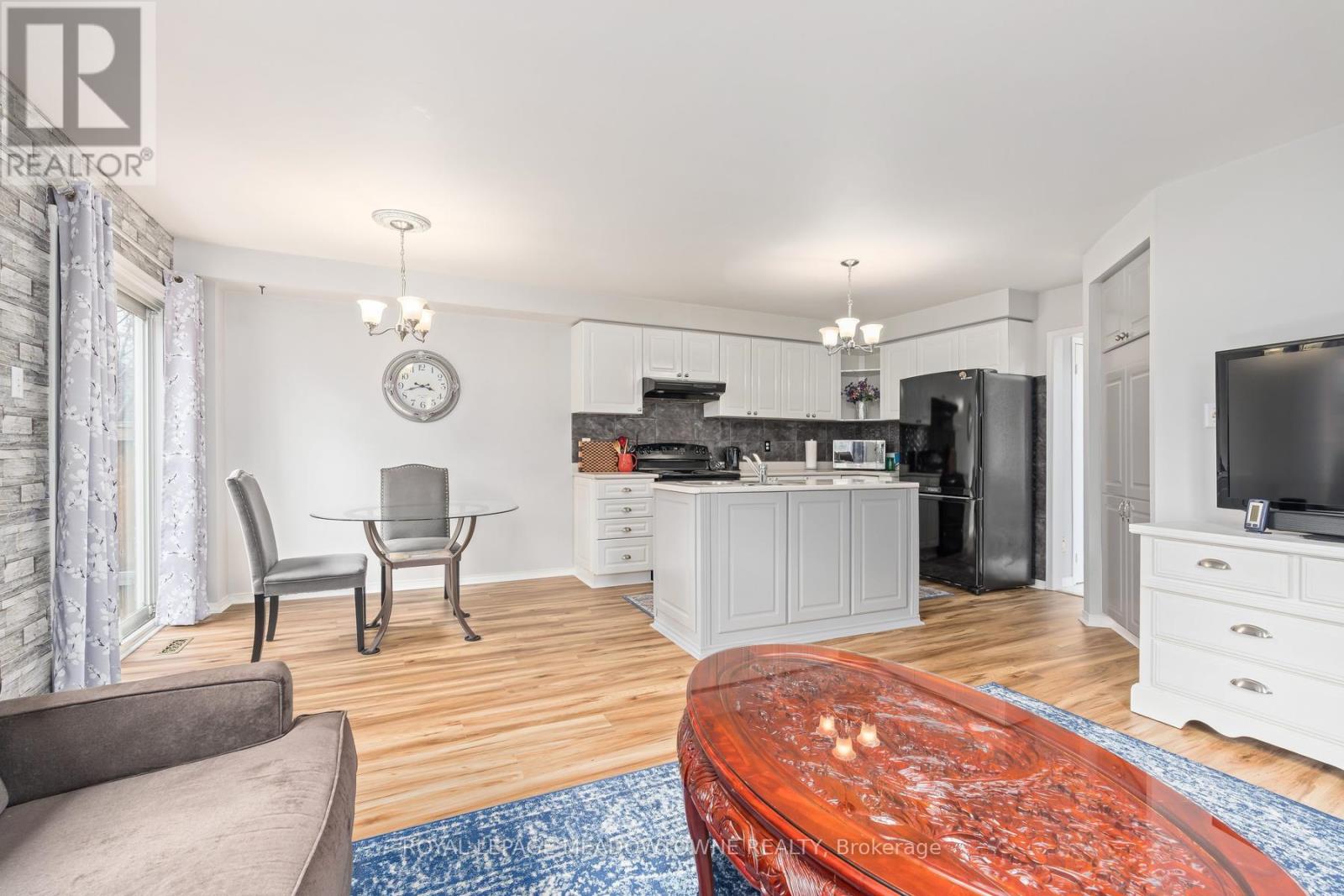 55 James Young Drive, Halton Hills (Georgetown), Ontario  L7G 5S5 - Photo 19 - W13034248