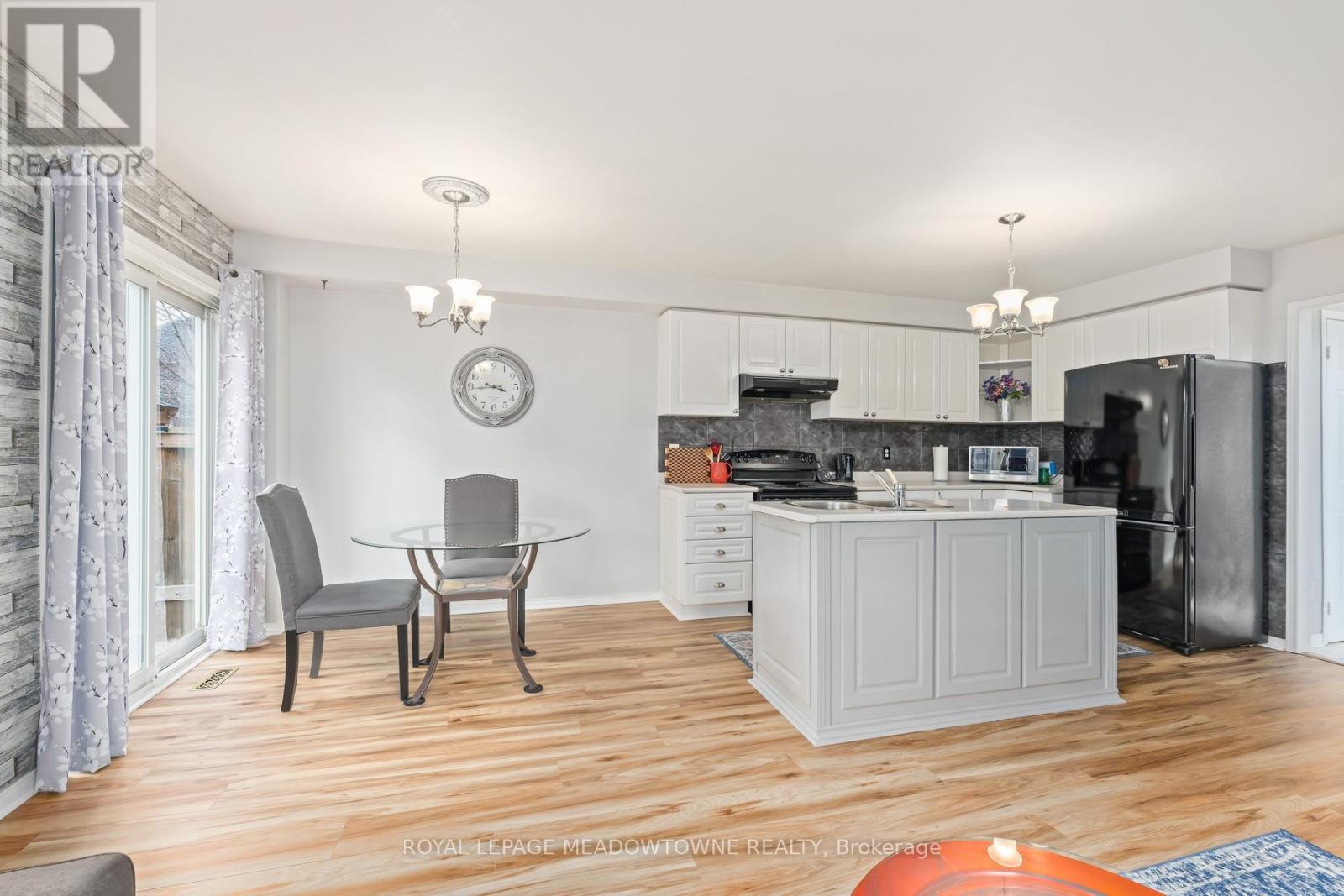 55 James Young Drive, Halton Hills (Georgetown), Ontario  L7G 5S5 - Photo 20 - W13034248