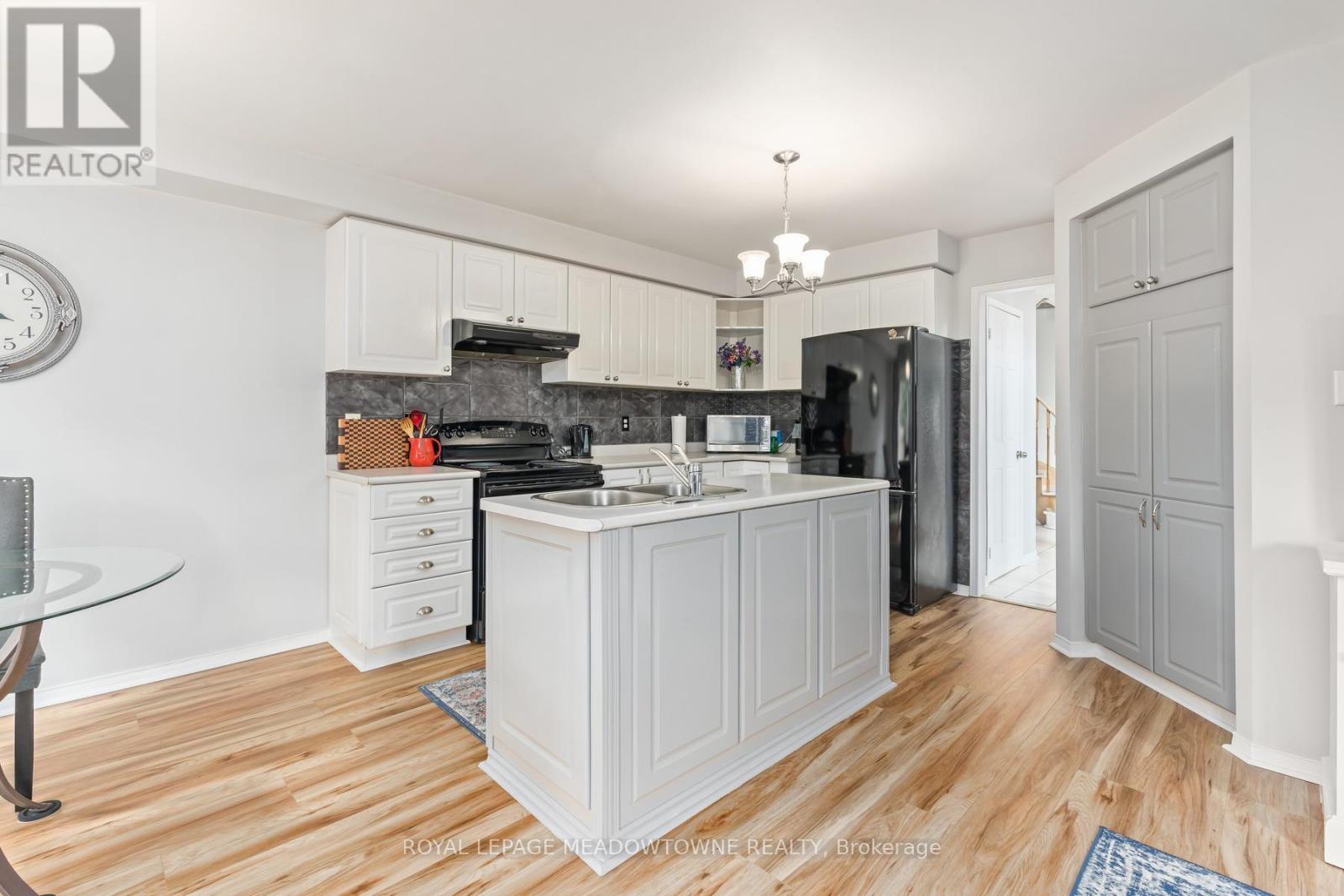 55 James Young Drive, Halton Hills (Georgetown), Ontario  L7G 5S5 - Photo 21 - W13034248