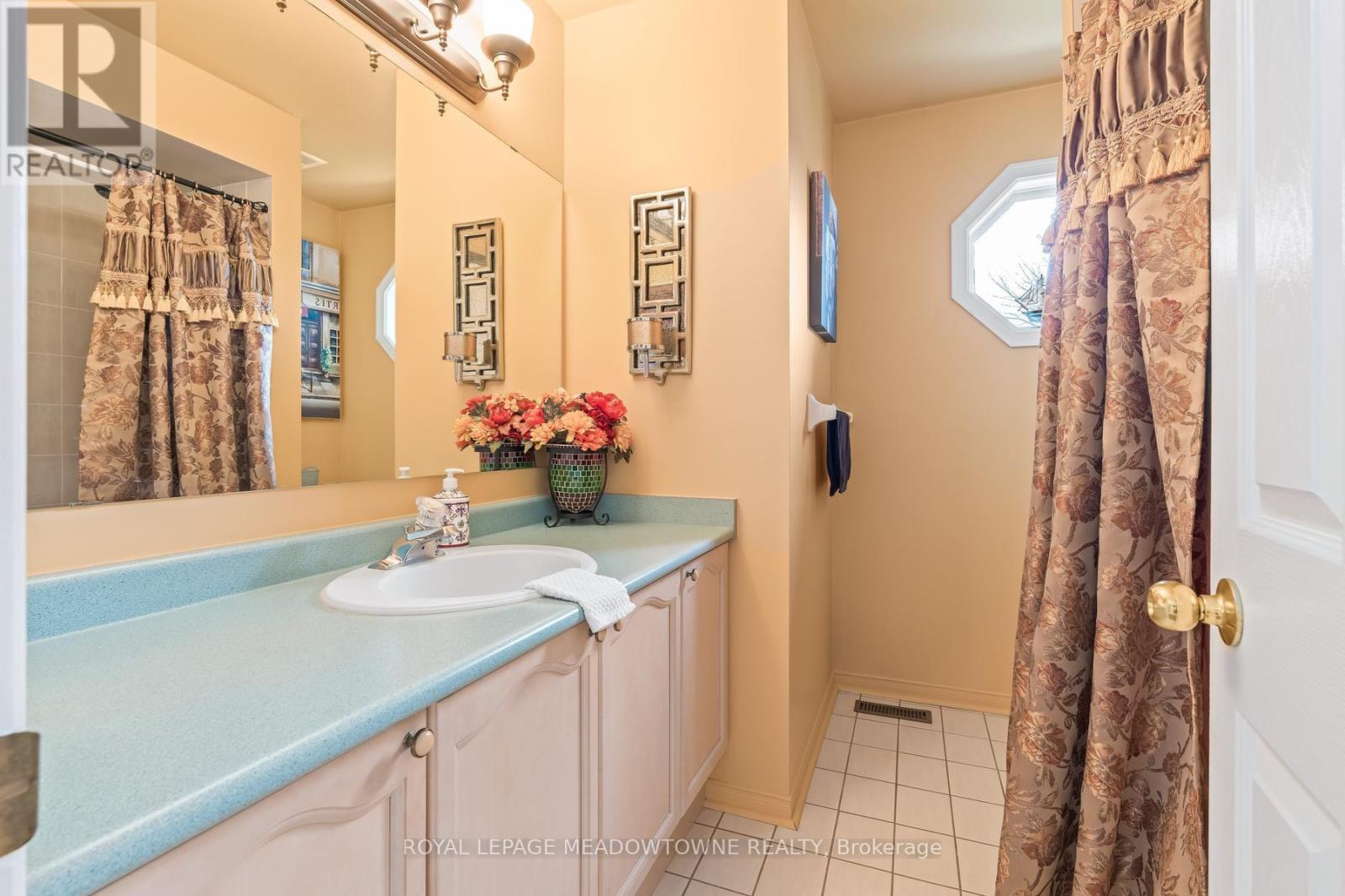 55 James Young Drive, Halton Hills (Georgetown), Ontario  L7G 5S5 - Photo 42 - W13034248