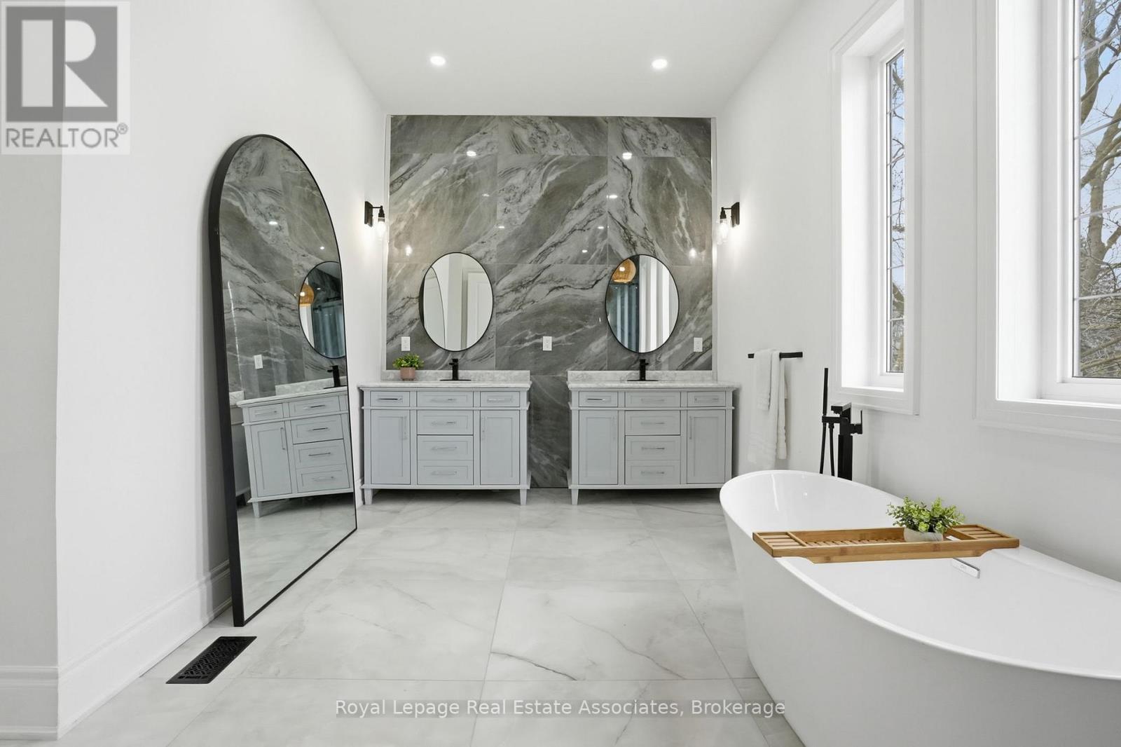 161 Mill Street, Halton Hills (Georgetown), Ontario  L7G 2C4 - Photo 30 - W13034484