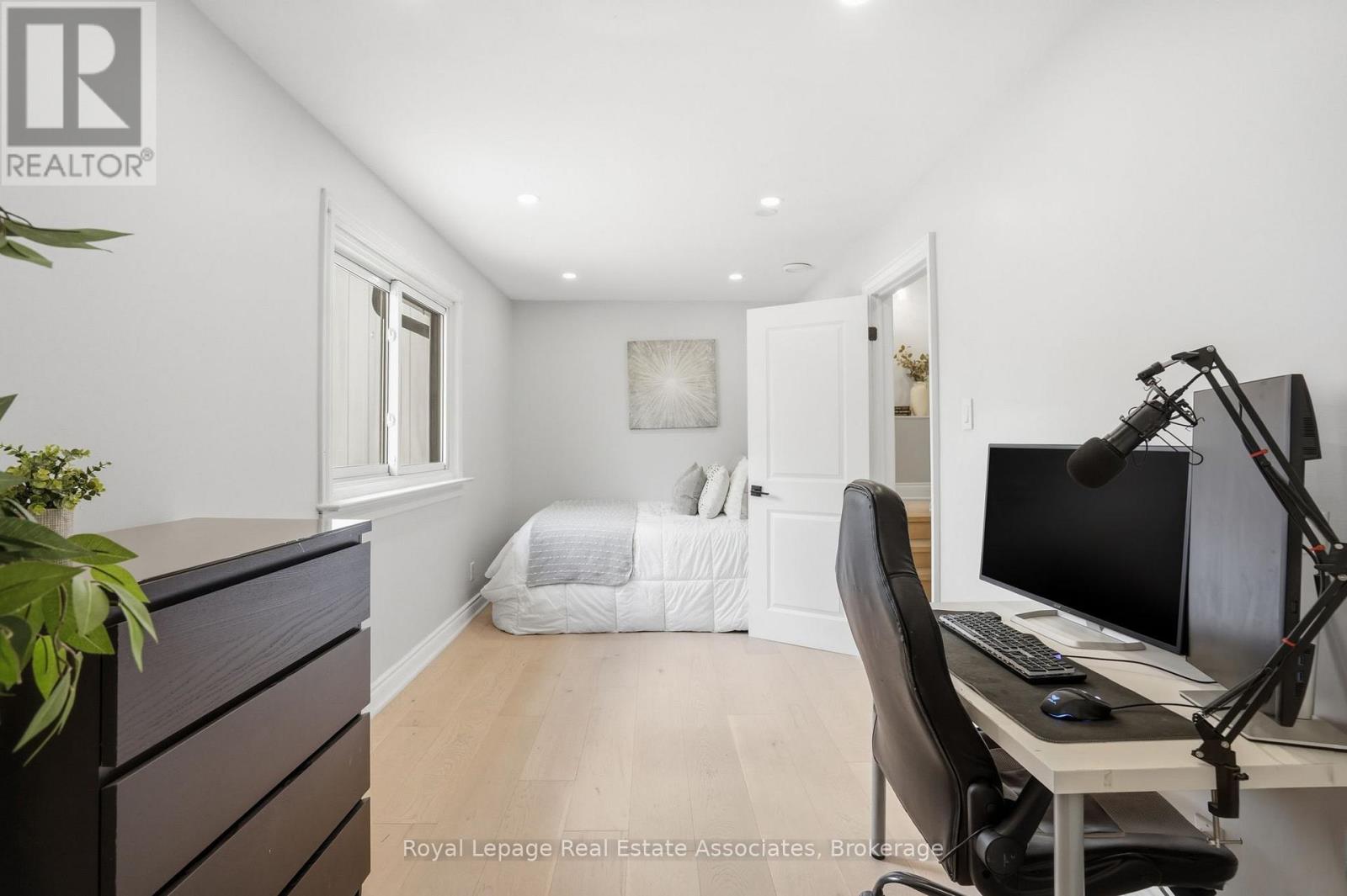 161 Mill Street, Halton Hills (Georgetown), Ontario  L7G 2C4 - Photo 35 - W13034484