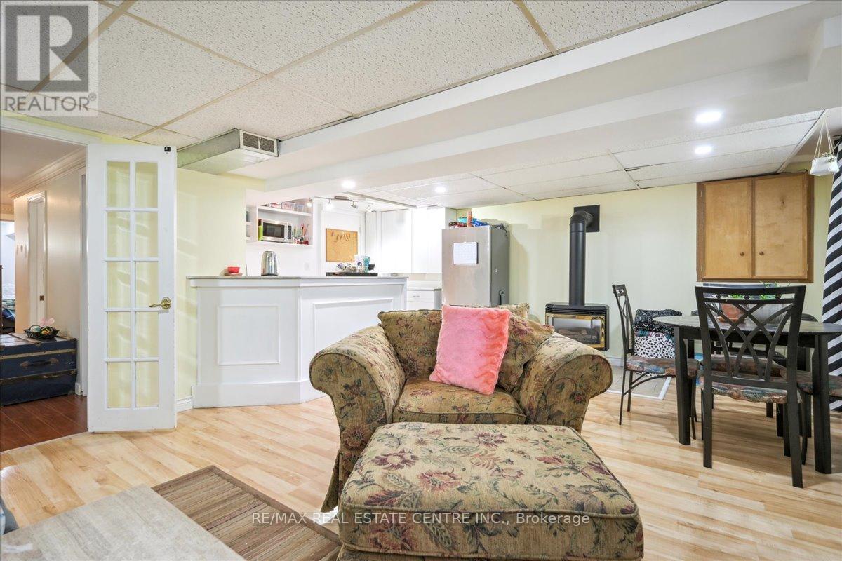 74 Mountainview Road S, Halton Hills (Georgetown), Ontario  L7G 4K5 - Photo 27 - W13035236
