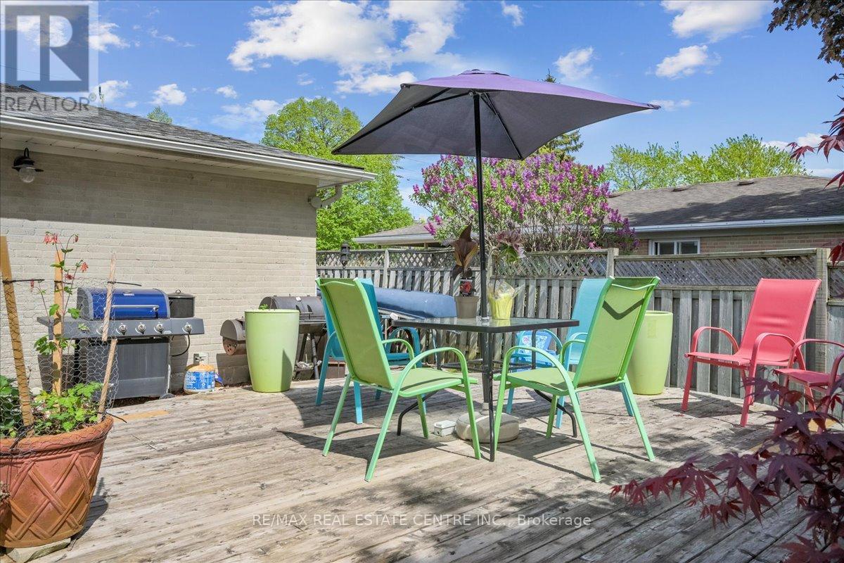 74 Mountainview Road S, Halton Hills (Georgetown), Ontario  L7G 4K5 - Photo 36 - W13035236