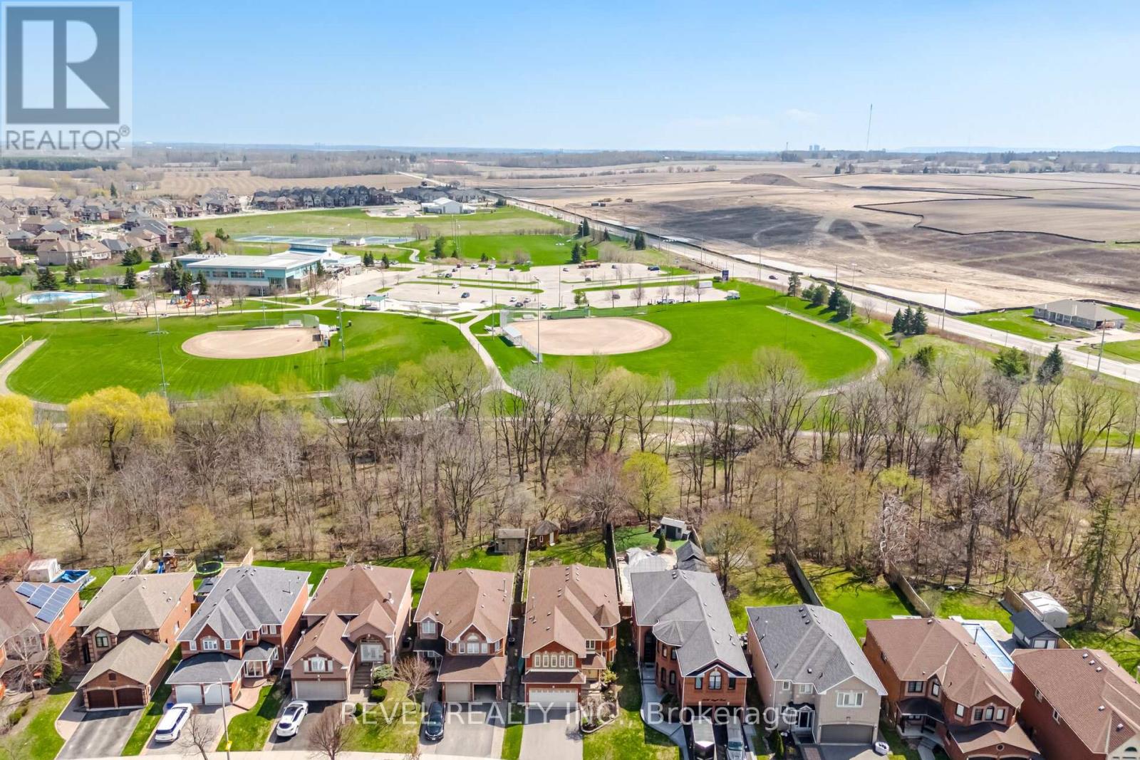 14040 Argyll Road, Halton Hills (Georgetown), Ontario  L7G 5T7 - Photo 3 - W13036600