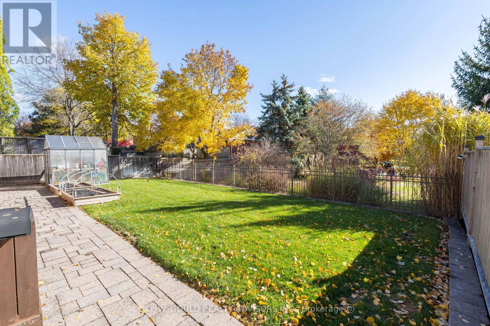 41 Cleaveholm Drive, Halton Hills (Georgetown), Ontario  L7G 3E3 - Photo 10 - W13038032