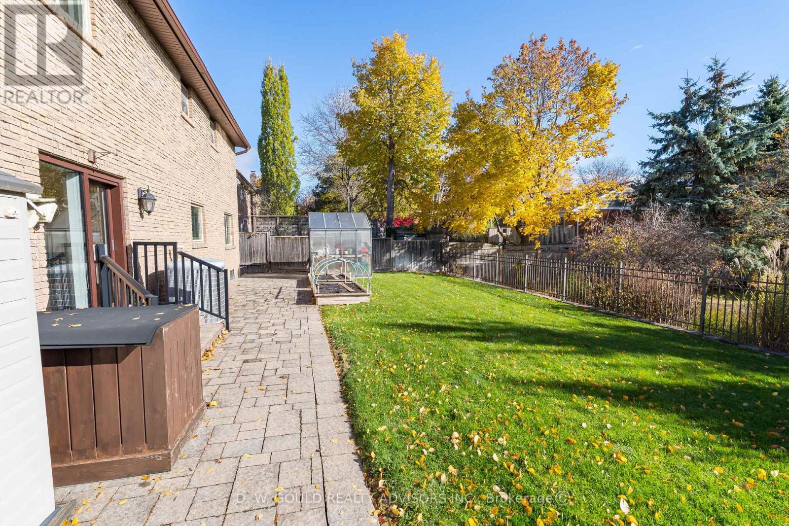 41 Cleaveholm Drive, Halton Hills (Georgetown), Ontario  L7G 3E3 - Photo 11 - W13038032