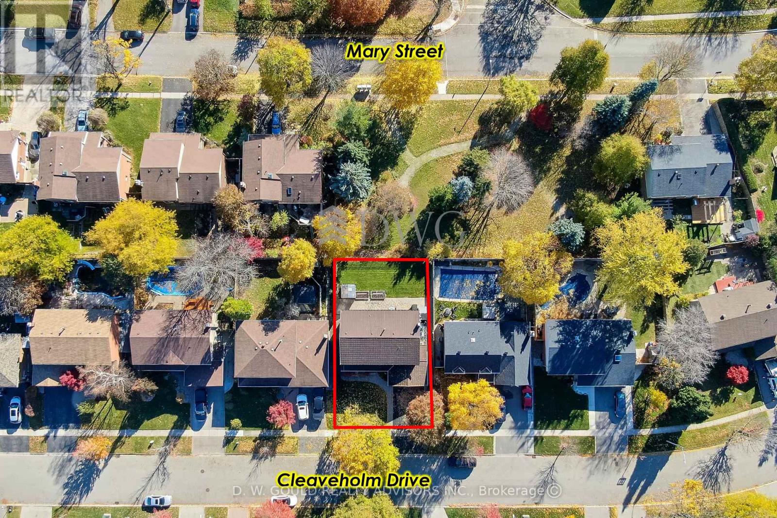 41 Cleaveholm Drive, Halton Hills (Georgetown), Ontario  L7G 3E3 - Photo 3 - W13038032