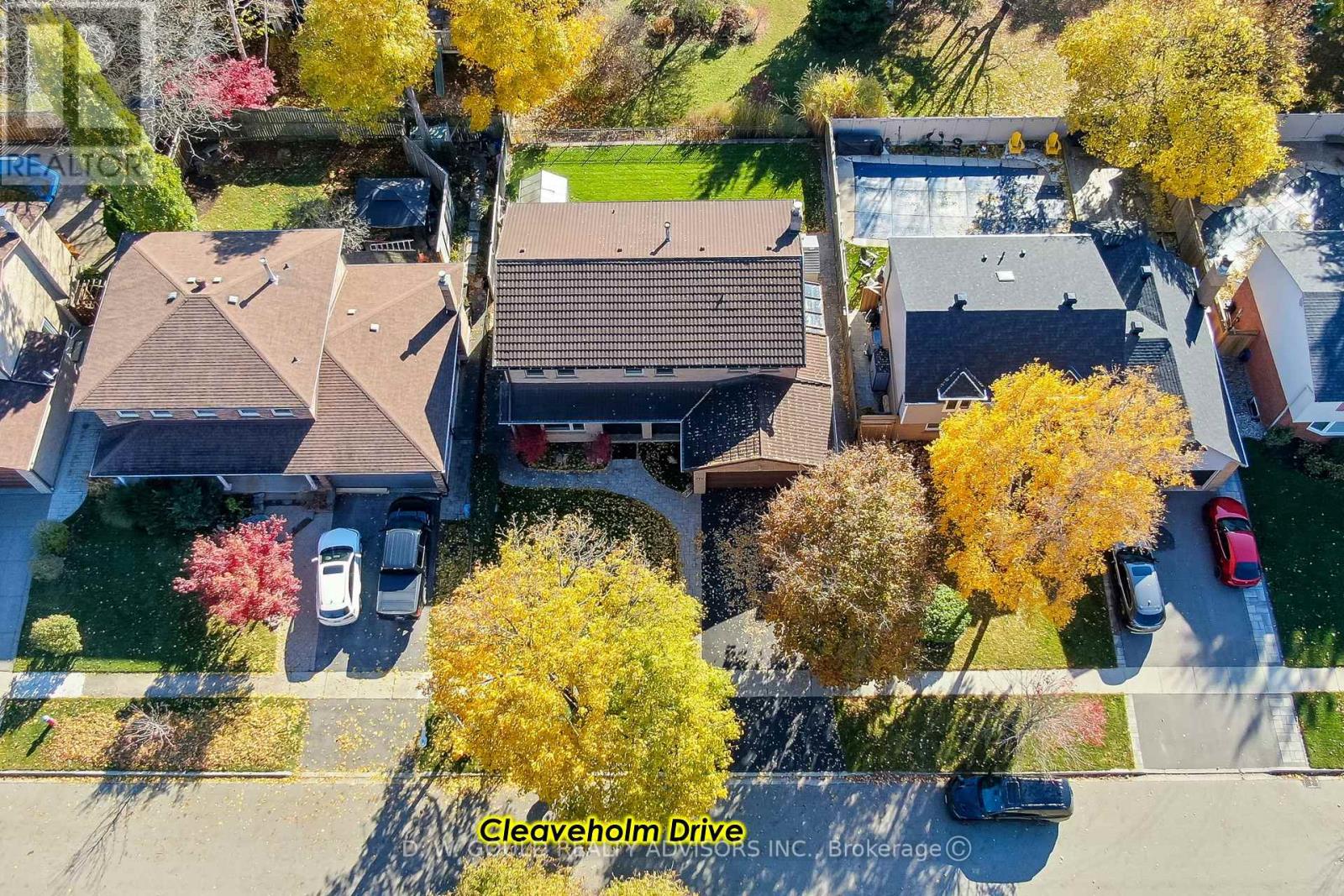 41 Cleaveholm Drive, Halton Hills (Georgetown), Ontario  L7G 3E3 - Photo 4 - W13038032