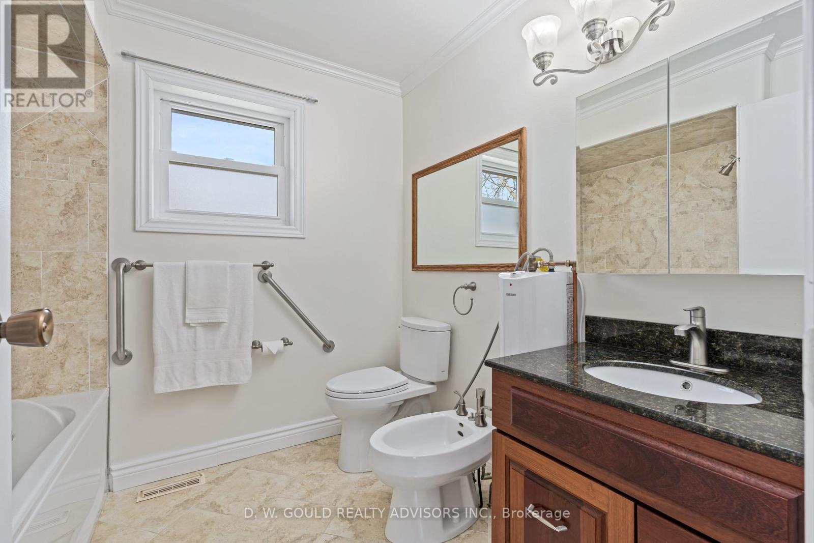 41 Cleaveholm Drive, Halton Hills (Georgetown), Ontario  L7G 3E3 - Photo 46 - W13038032