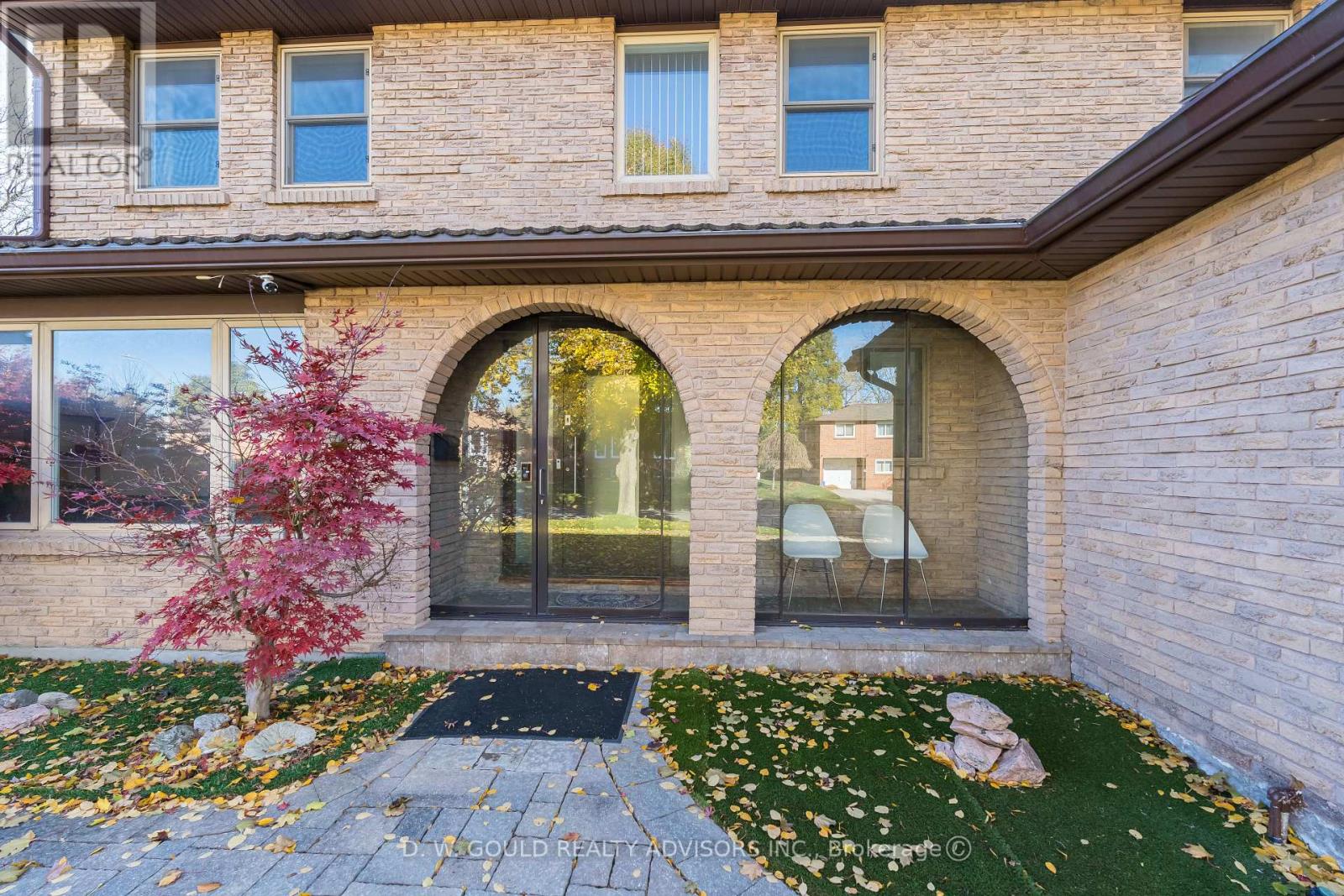 41 Cleaveholm Drive, Halton Hills (Georgetown), Ontario  L7G 3E3 - Photo 9 - W13038032