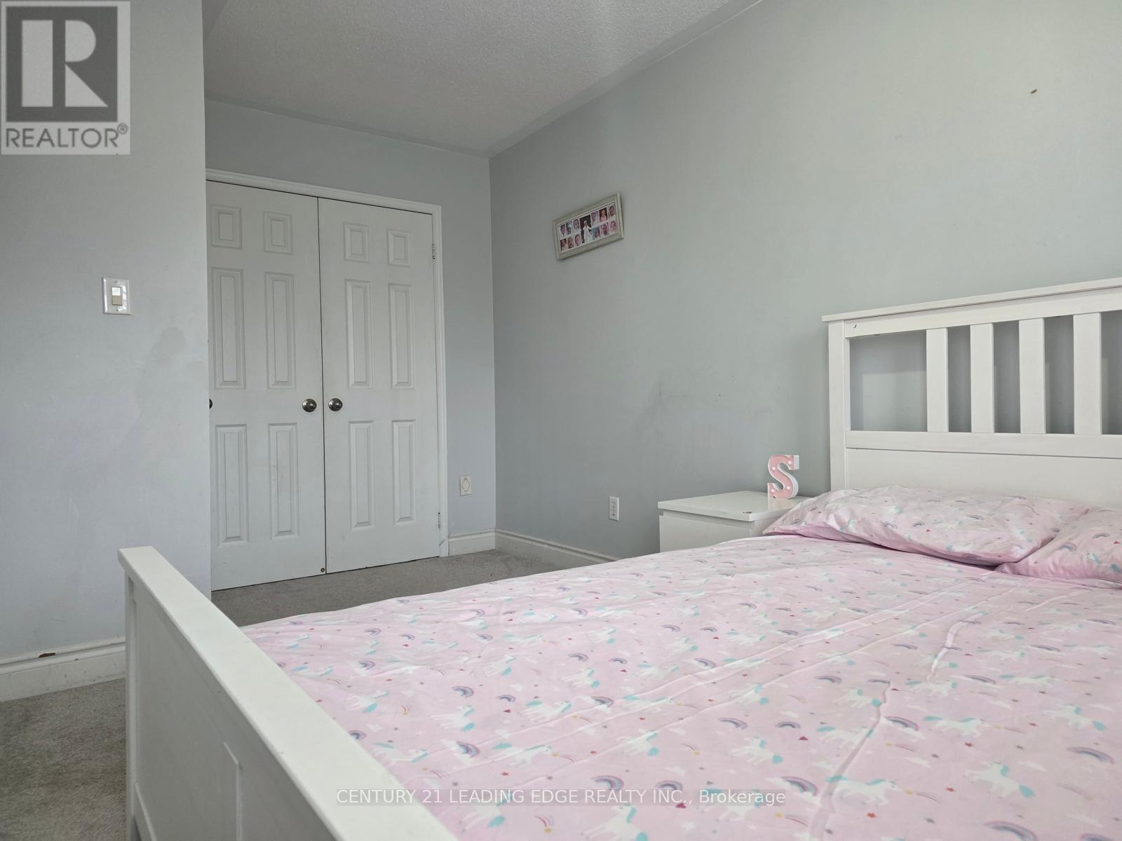 90 Niagara Trail, Halton Hills (Georgetown), Ontario  L7G 0A8 - Photo 6 - W13039644