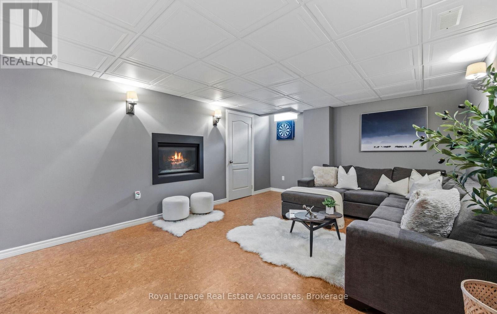 26 Snowberry Crescent, Halton Hills (Georgetown), Ontario  L7G 6M4 - Photo 25 - W13040294