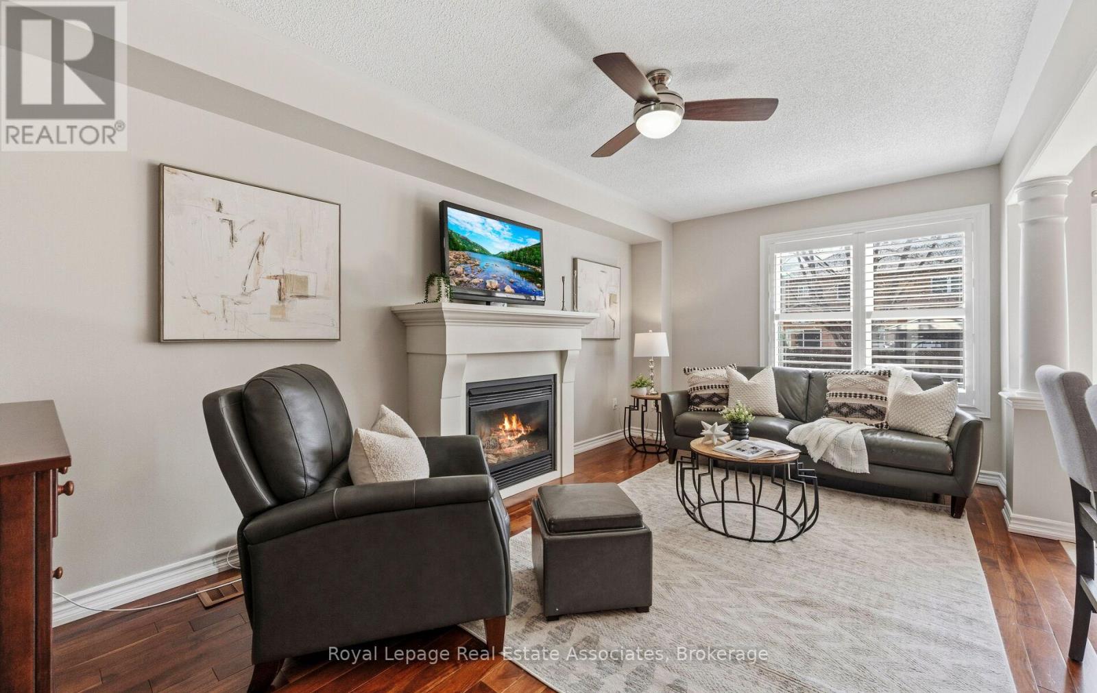 26 Snowberry Crescent, Halton Hills (Georgetown), Ontario  L7G 6M4 - Photo 4 - W13040294