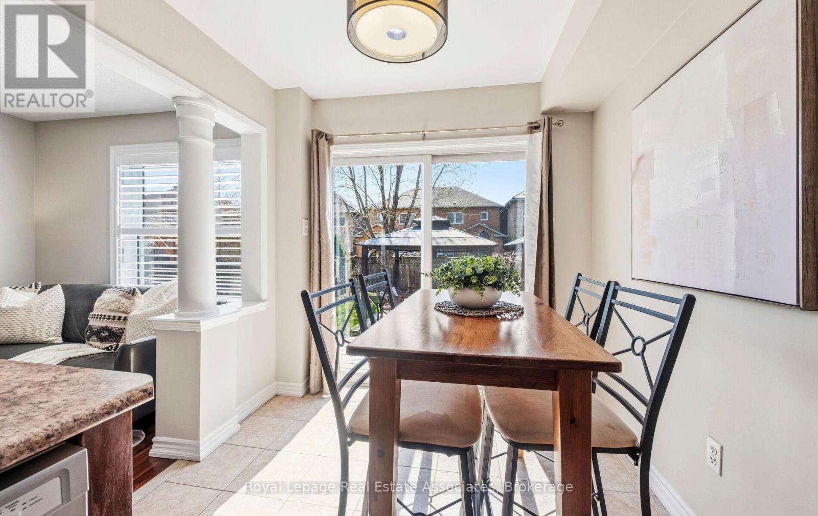 26 Snowberry Crescent, Halton Hills (Georgetown), Ontario  L7G 6M4 - Photo 9 - W13040294