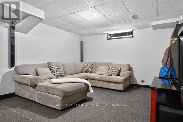 71 Beardmore Crescent, Halton Hills (Ac Acton), Ontario  L7J 2Z1 - Photo 35 - W13040326