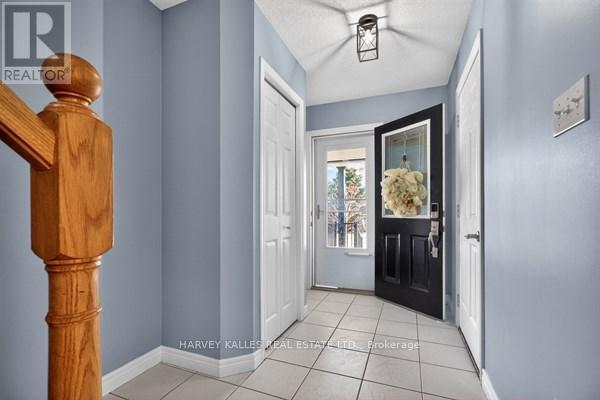 71 Beardmore Crescent, Halton Hills (Ac Acton), Ontario  L7J 2Z1 - Photo 5 - W13040326