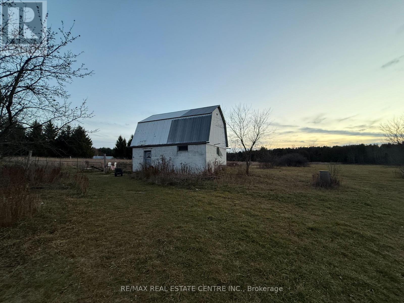4922 First Line, Erin, Ontario  L7J 2L9 - Photo 18 - X13041446