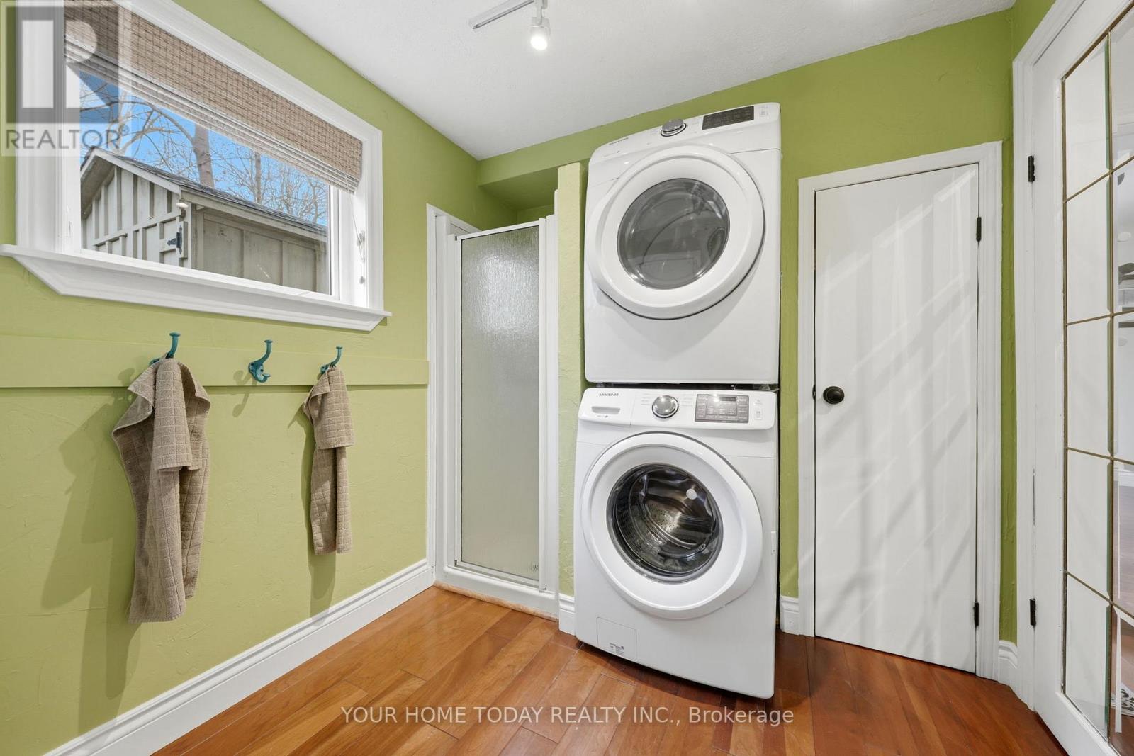 36 Queen Street, Halton Hills (Georgetown), Ontario  L7G 2E6 - Photo 16 - W13041692