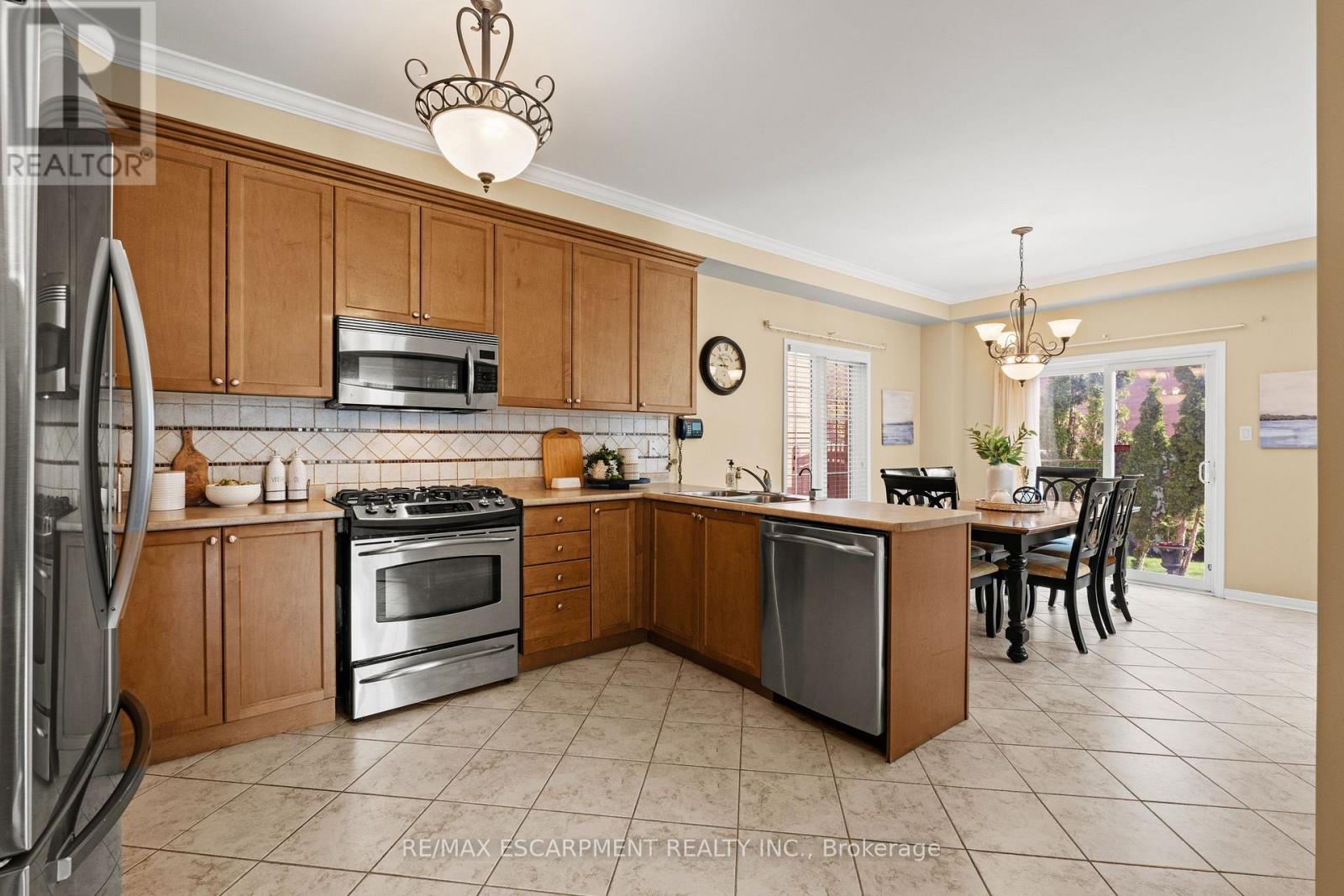 200 Miller Drive, Halton Hills (Georgetown), Ontario  L7G 6N3 - Photo 19 - W13042490