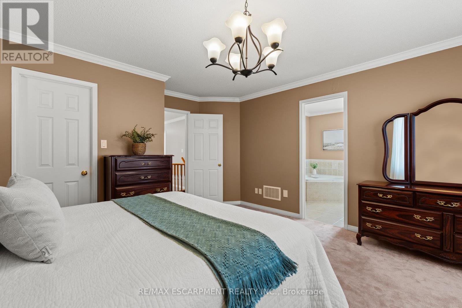 200 Miller Drive, Halton Hills (Georgetown), Ontario  L7G 6N3 - Photo 24 - W13042490