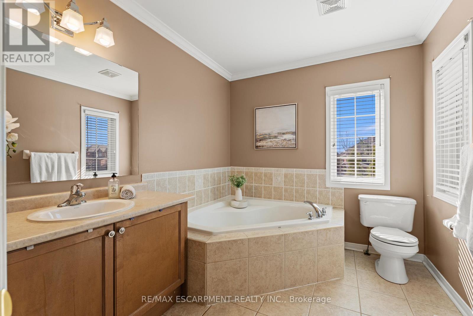 200 Miller Drive, Halton Hills (Georgetown), Ontario  L7G 6N3 - Photo 25 - W13042490