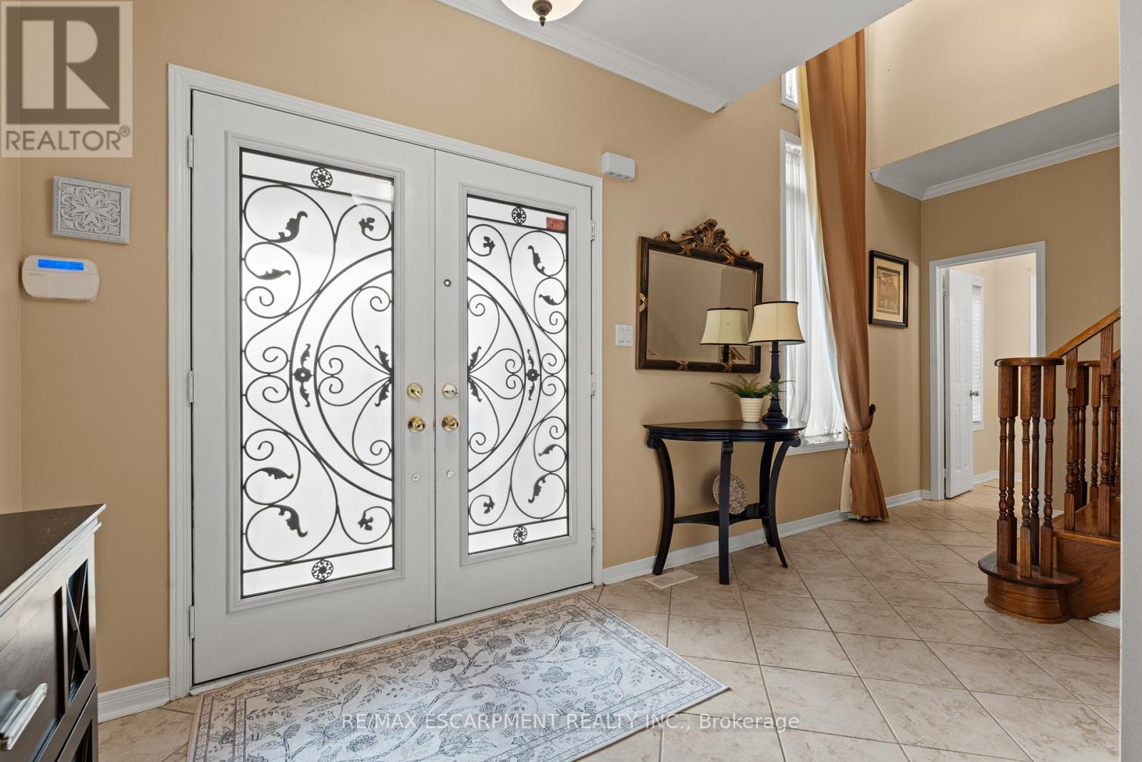 200 Miller Drive, Halton Hills (Georgetown), Ontario  L7G 6N3 - Photo 9 - W13042490