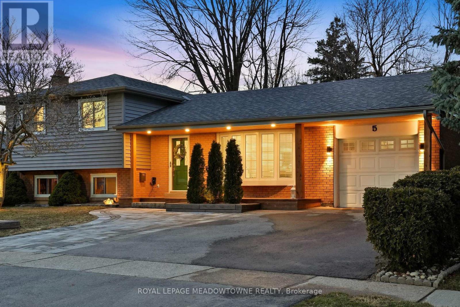 5 Rosefield Drive, Halton Hills (Georgetown), Ontario  L7G 4R2 - Photo 36 - W13043104