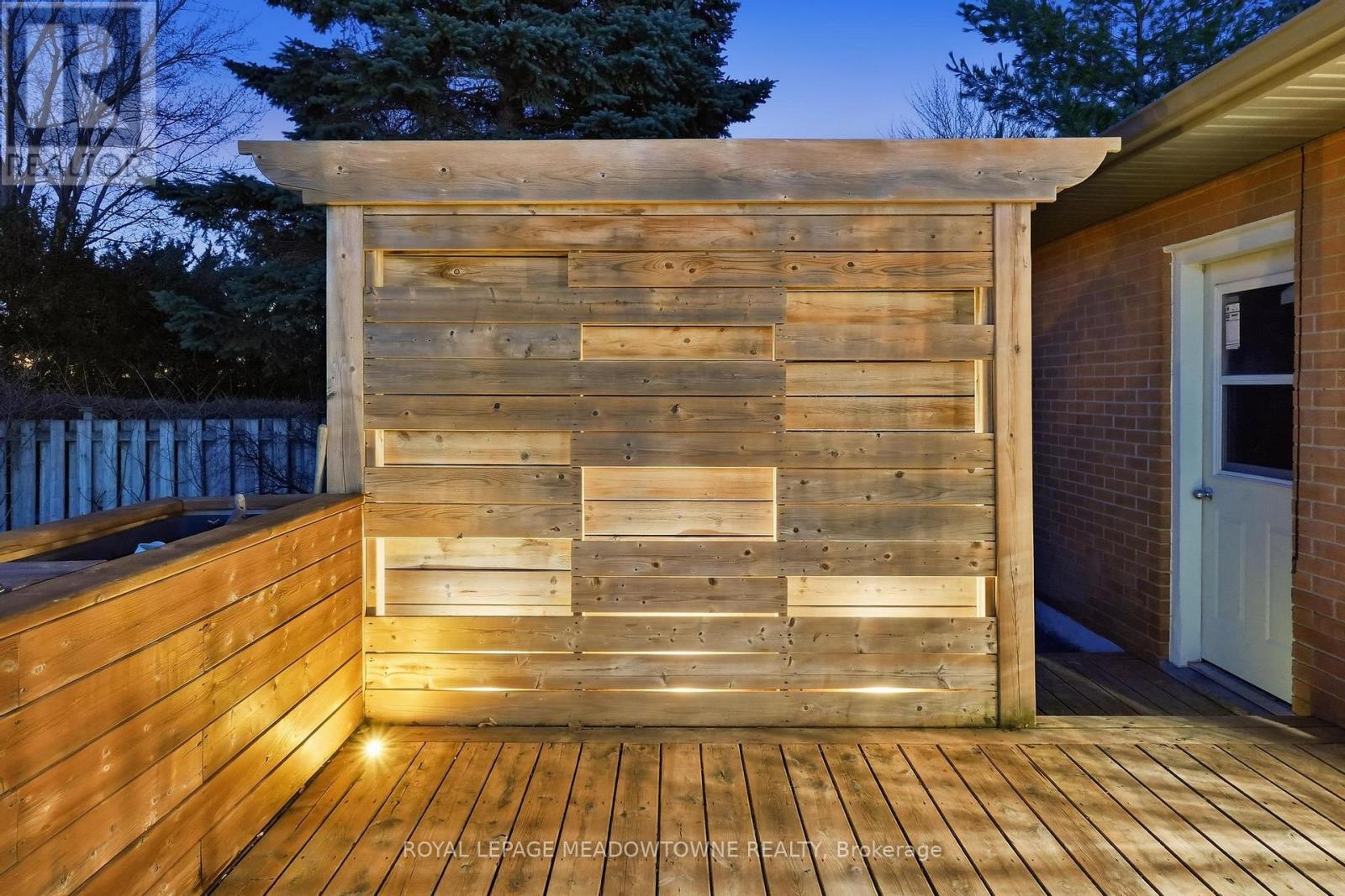 5 Rosefield Drive, Halton Hills (Georgetown), Ontario  L7G 4R2 - Photo 41 - W13043104