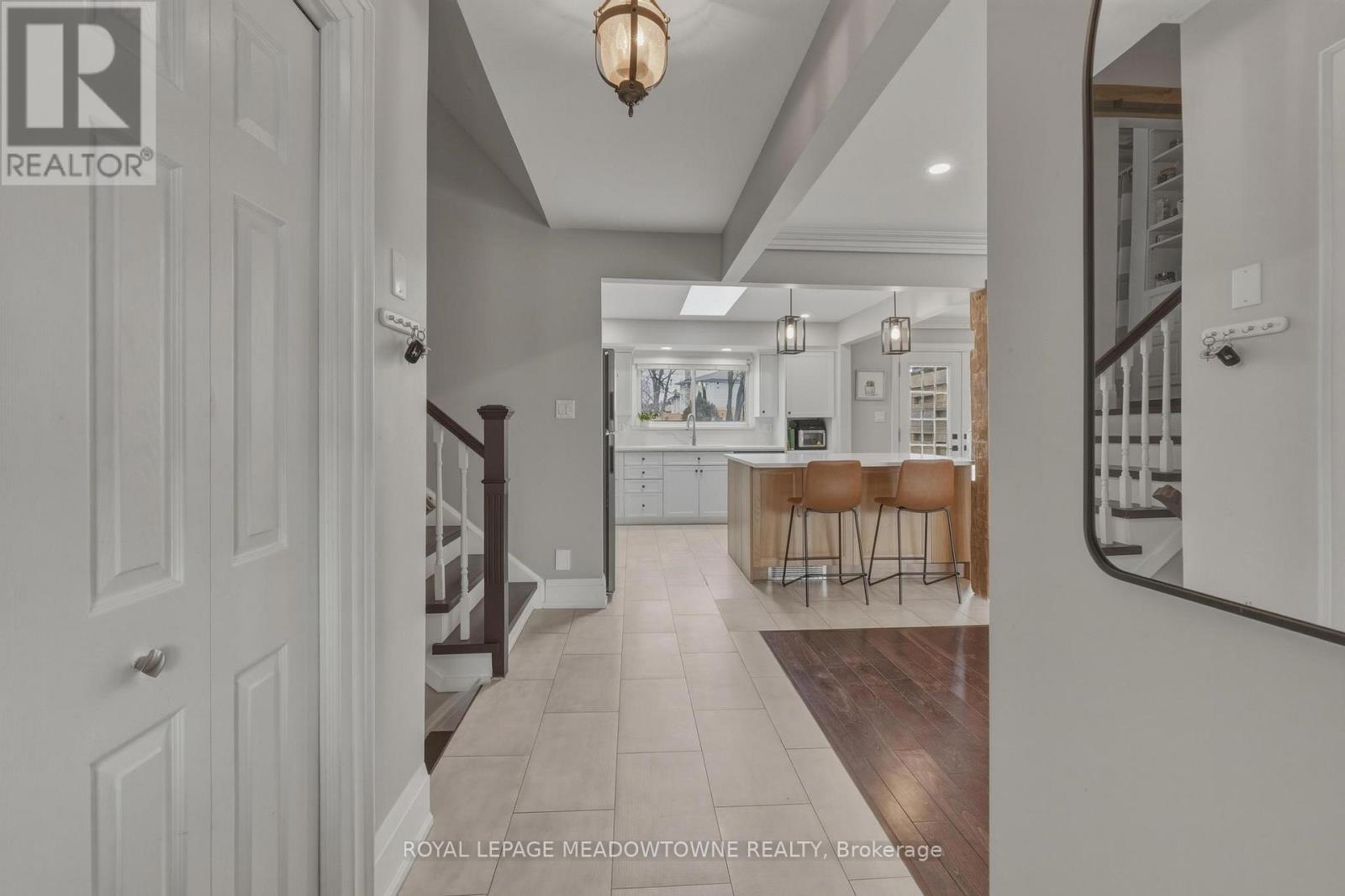 5 Rosefield Drive, Halton Hills (Georgetown), Ontario  L7G 4R2 - Photo 8 - W13043104