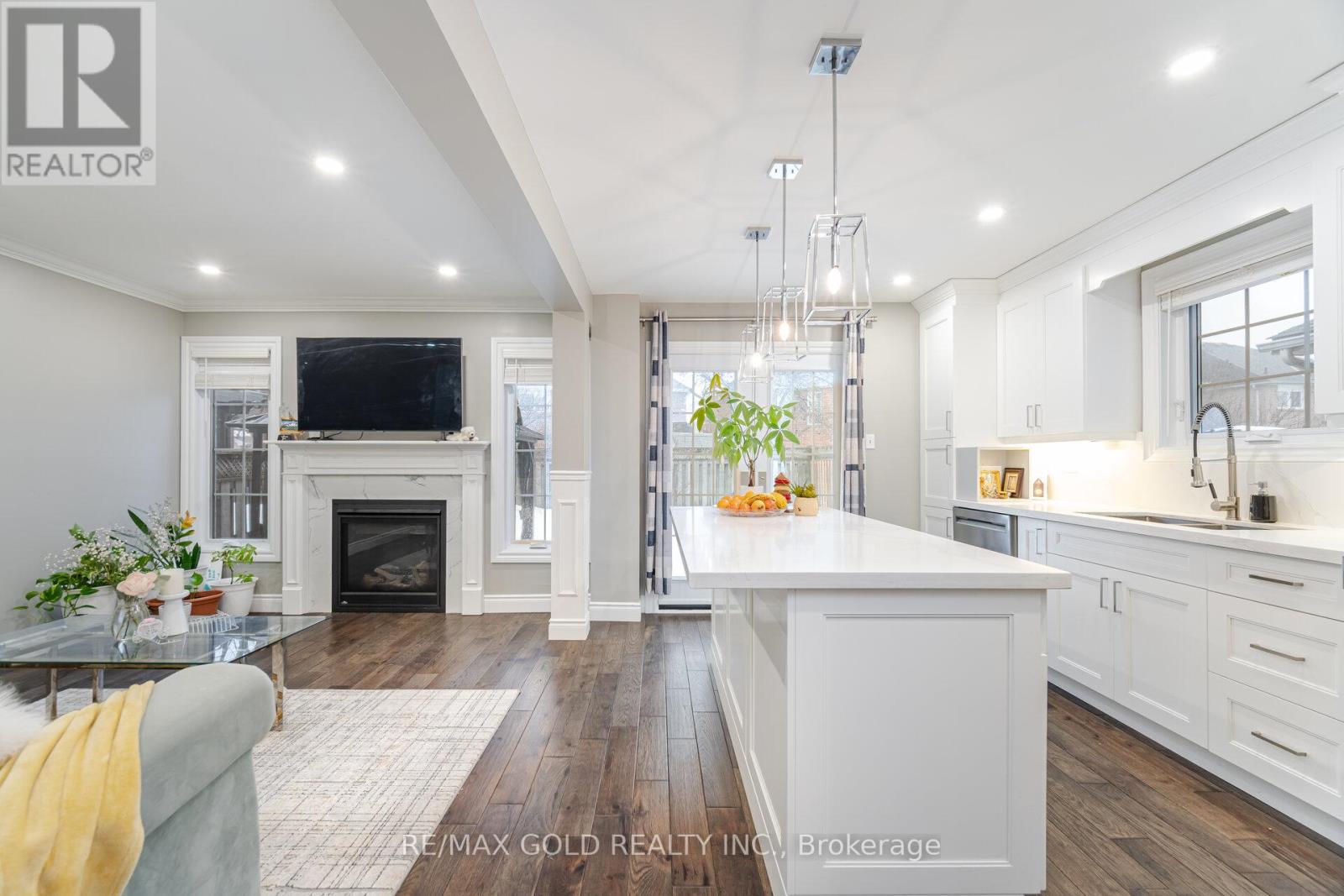 70 Curry Crescent, Halton Hills (Georgetown), Ontario  L7G 5T1 - Photo 11 - W13045850