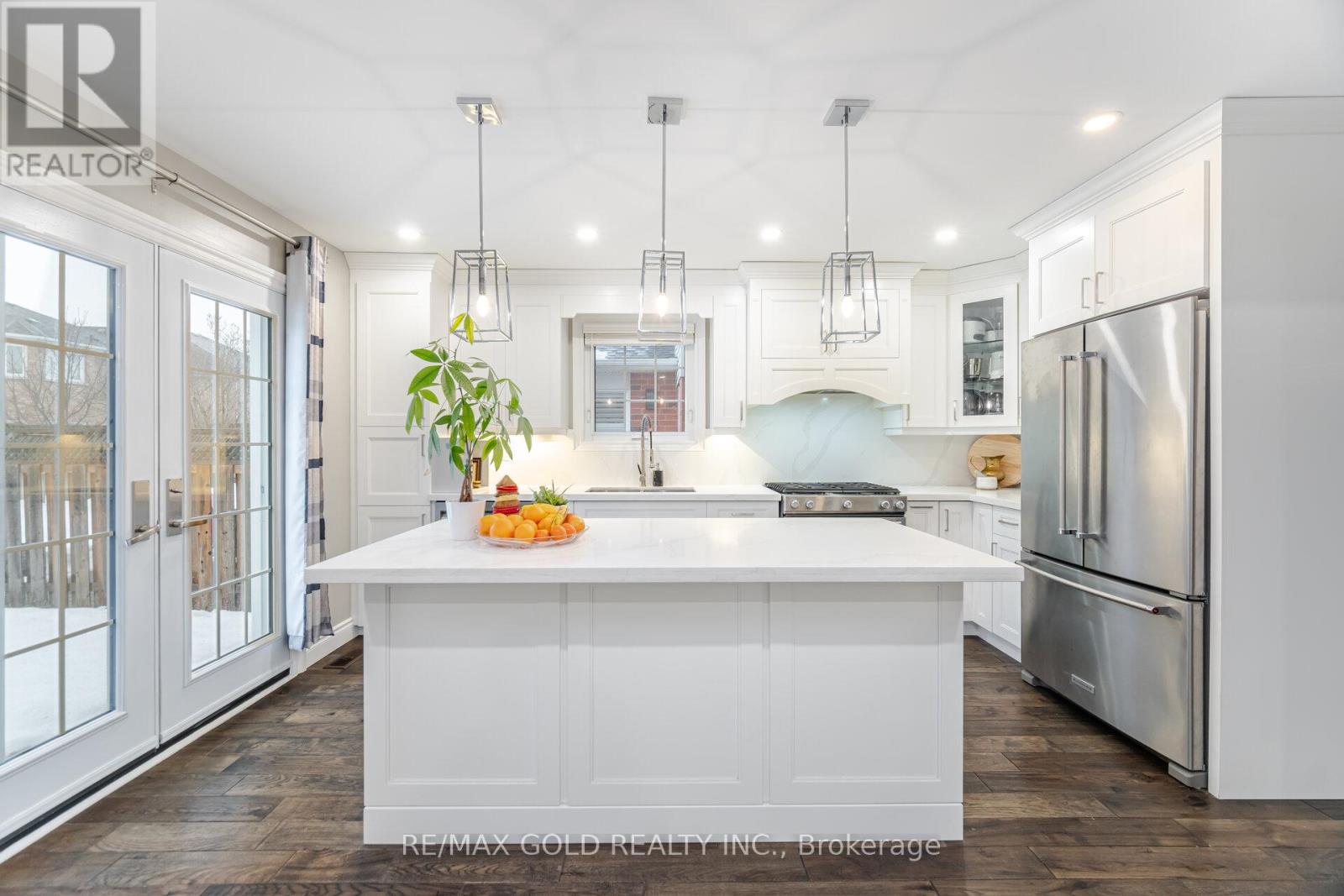 70 Curry Crescent, Halton Hills (Georgetown), Ontario  L7G 5T1 - Photo 12 - W13045850