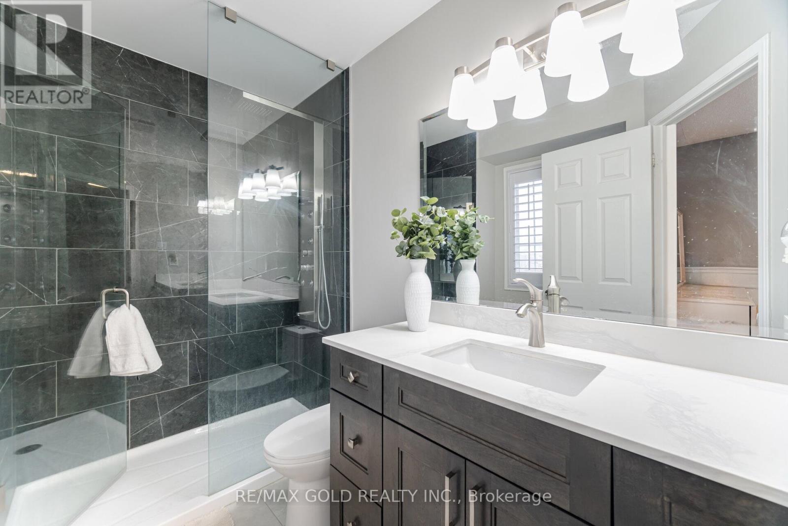 70 Curry Crescent, Halton Hills (Georgetown), Ontario  L7G 5T1 - Photo 25 - W13045850