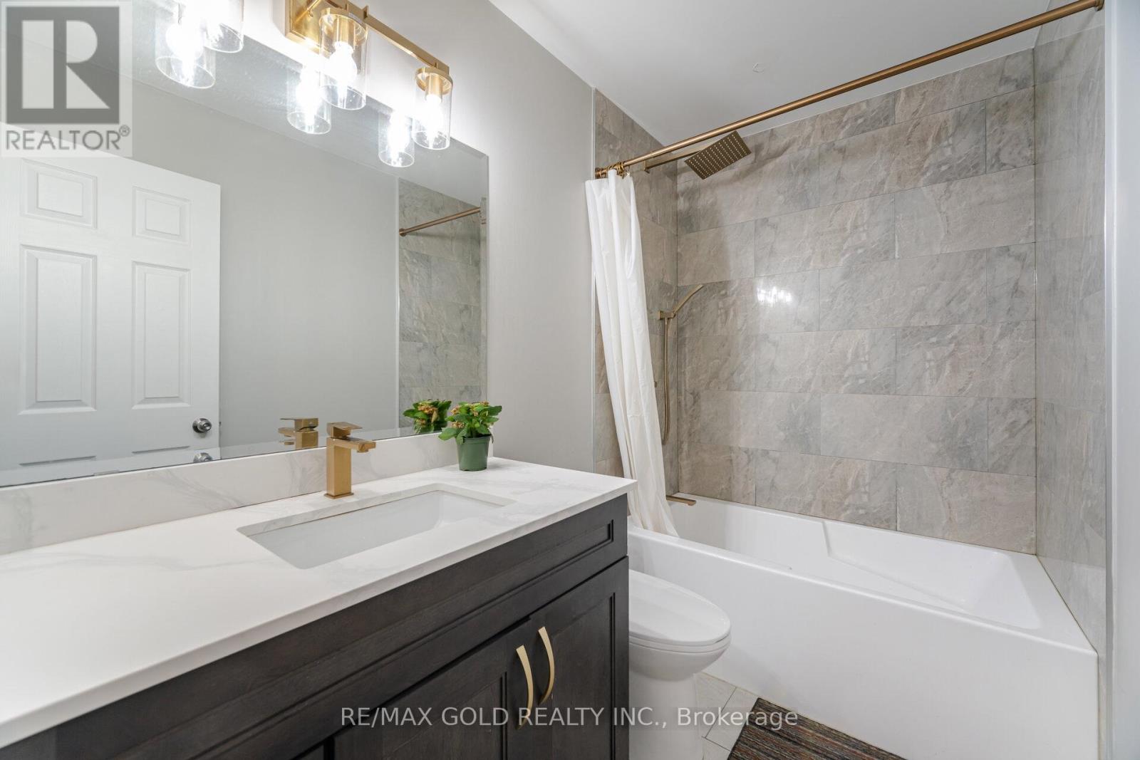 70 Curry Crescent, Halton Hills (Georgetown), Ontario  L7G 5T1 - Photo 31 - W13045850