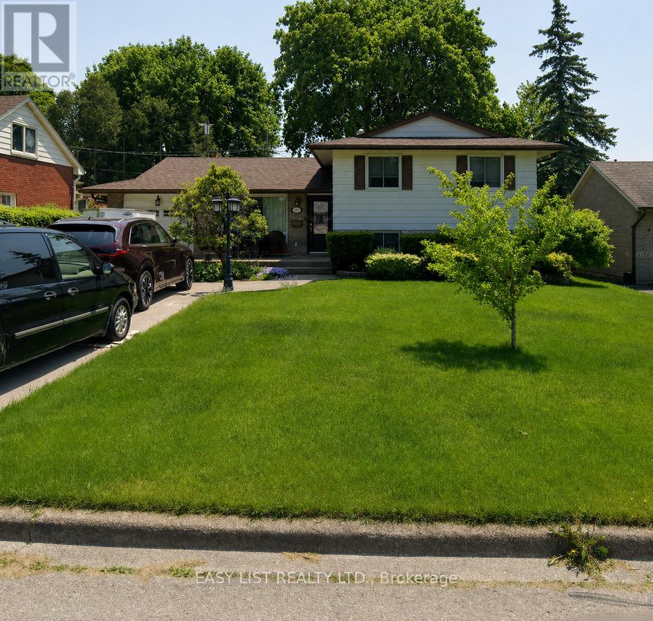 233 Elmore Drive, Halton Hills (Ac Acton), Ontario  L7J 1T8 - Photo 1 - W13046152