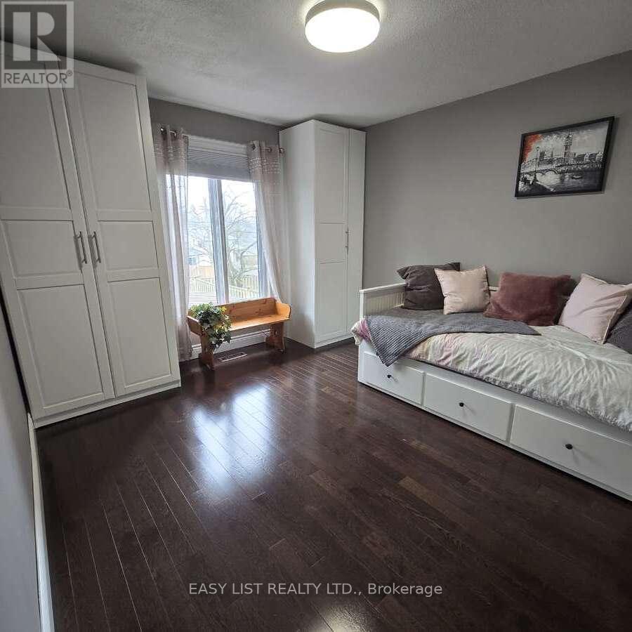 233 Elmore Drive, Halton Hills (Ac Acton), Ontario  L7J 1T8 - Photo 18 - W13046152