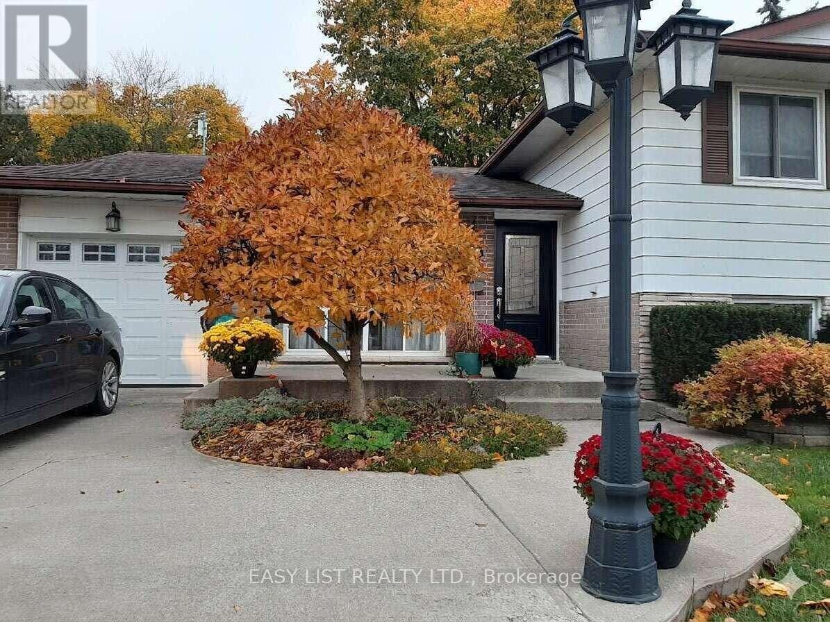 233 Elmore Drive, Halton Hills (Ac Acton), Ontario  L7J 1T8 - Photo 4 - W13046152