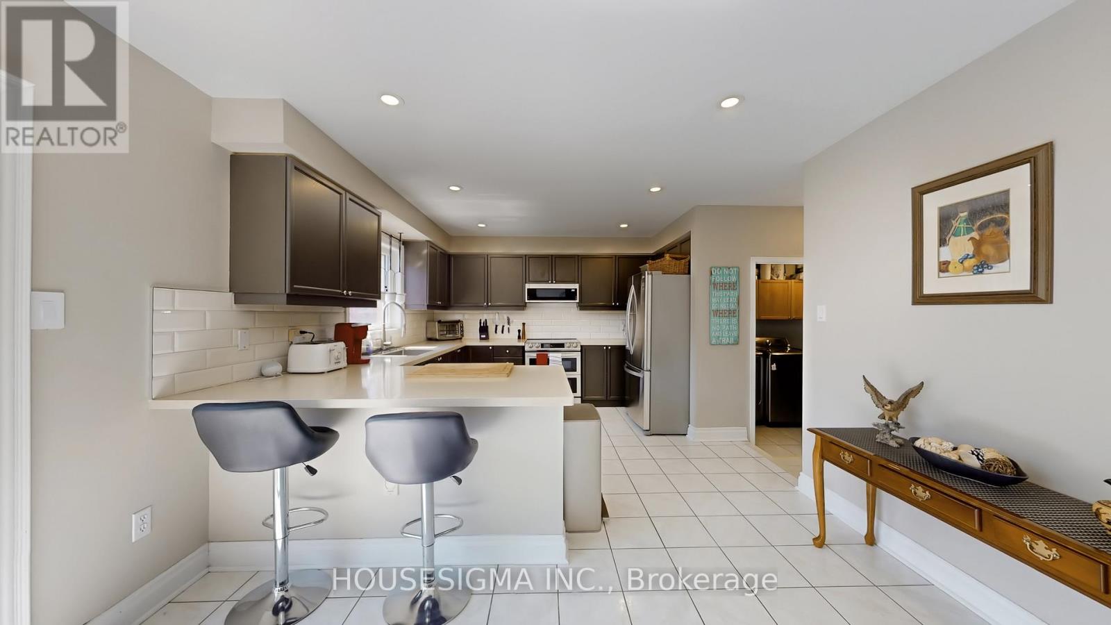 32 Willoughby Way, Halton Hills (Georgetown), Ontario  L7G 6C4 - Photo 11 - W13046758