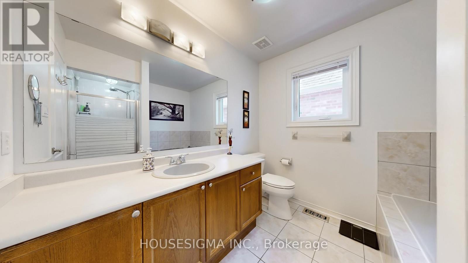 32 Willoughby Way, Halton Hills (Georgetown), Ontario  L7G 6C4 - Photo 24 - W13046758