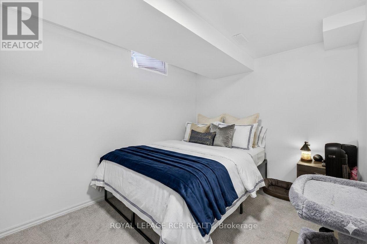 21 Webster Way, Halton Hills (Georgetown), Ontario  L7G 5J7 - Photo 27 - W13049820