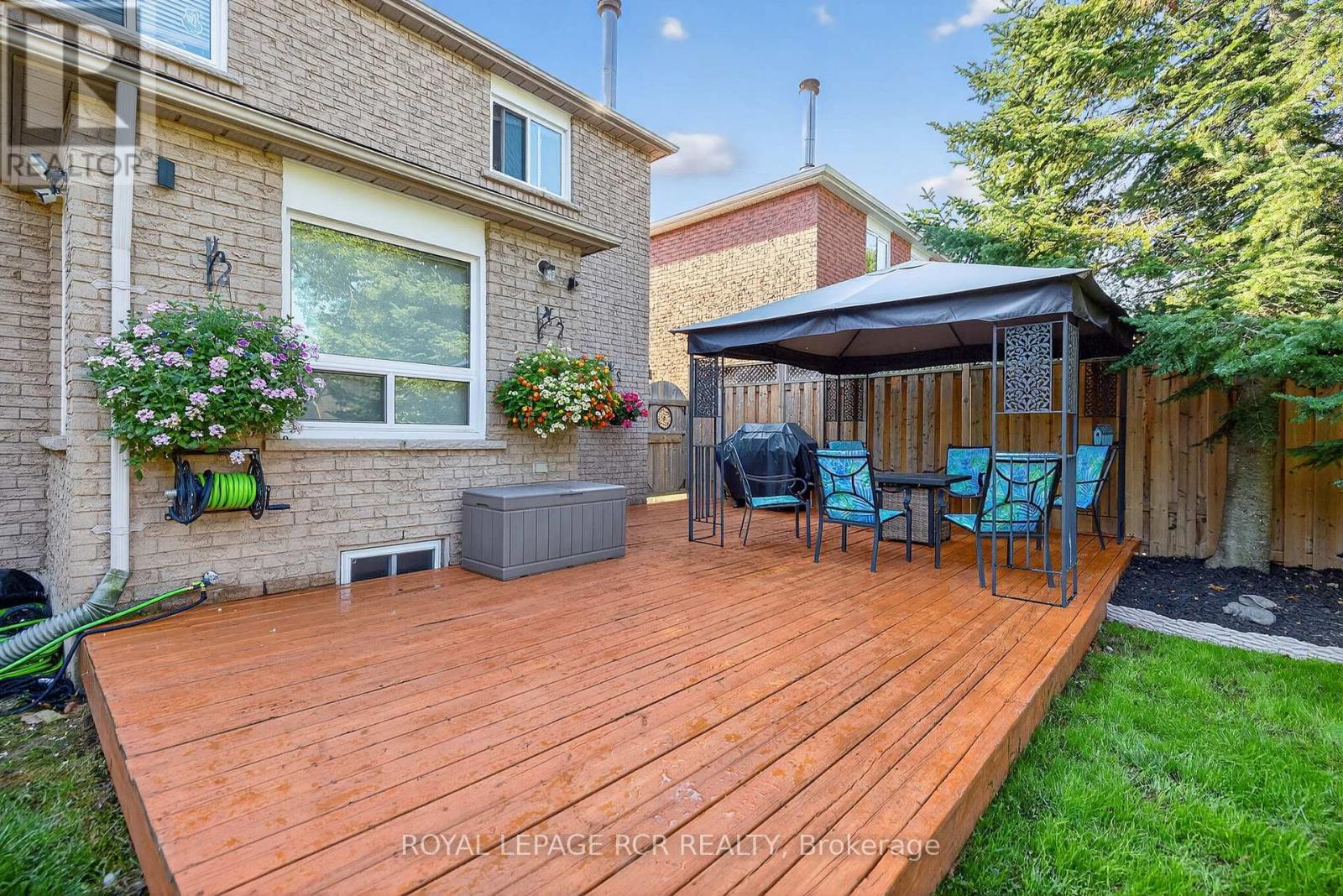 21 Webster Way, Halton Hills (Georgetown), Ontario  L7G 5J7 - Photo 32 - W13049820