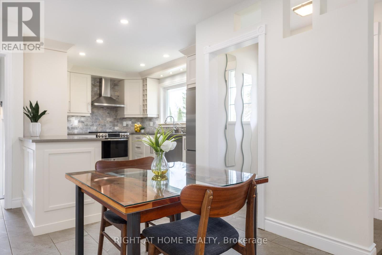 7 Lane Court, Halton Hills (Georgetown), Ontario  L7G 1S4 - Photo 14 - W13050566