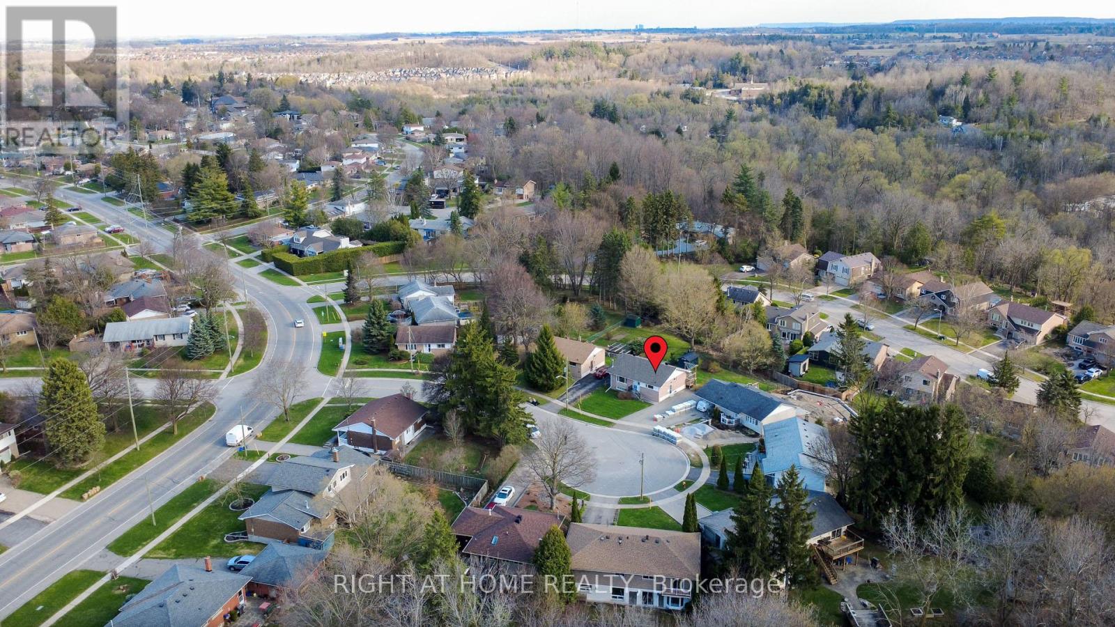 7 Lane Court, Halton Hills (Georgetown), Ontario  L7G 1S4 - Photo 2 - W13050566