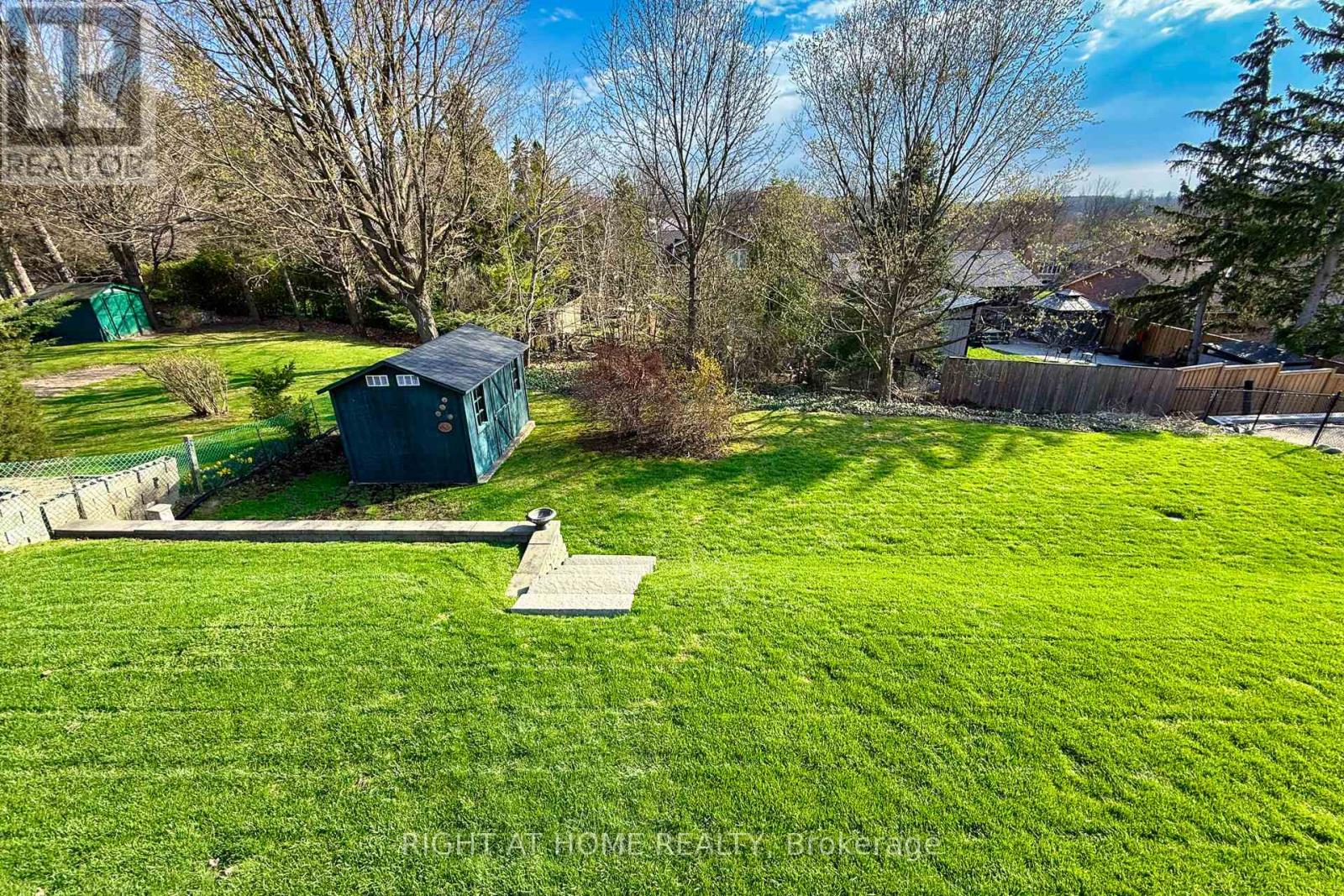 7 Lane Court, Halton Hills (Georgetown), Ontario  L7G 1S4 - Photo 35 - W13050566